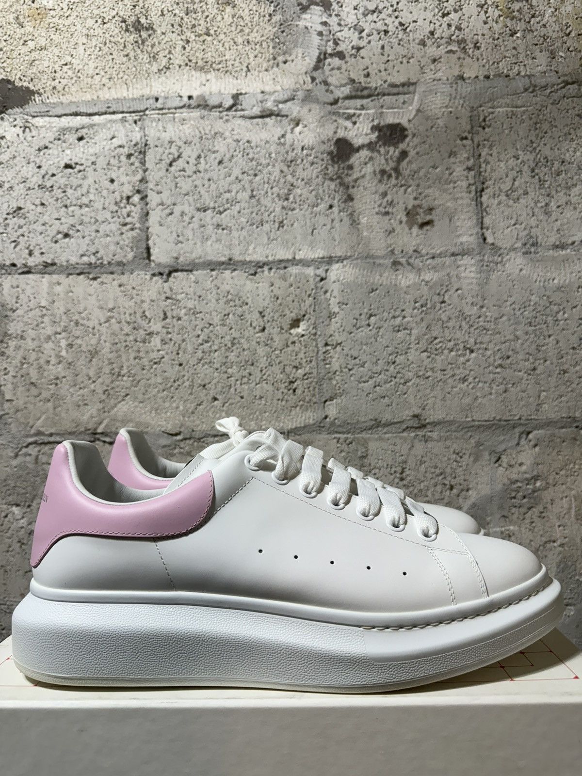 Alexander McQueen ALEXANDER MCQUEEN Oversized Sneakers Pink White Size US 13 / EU 46 - 1 Thumbnail