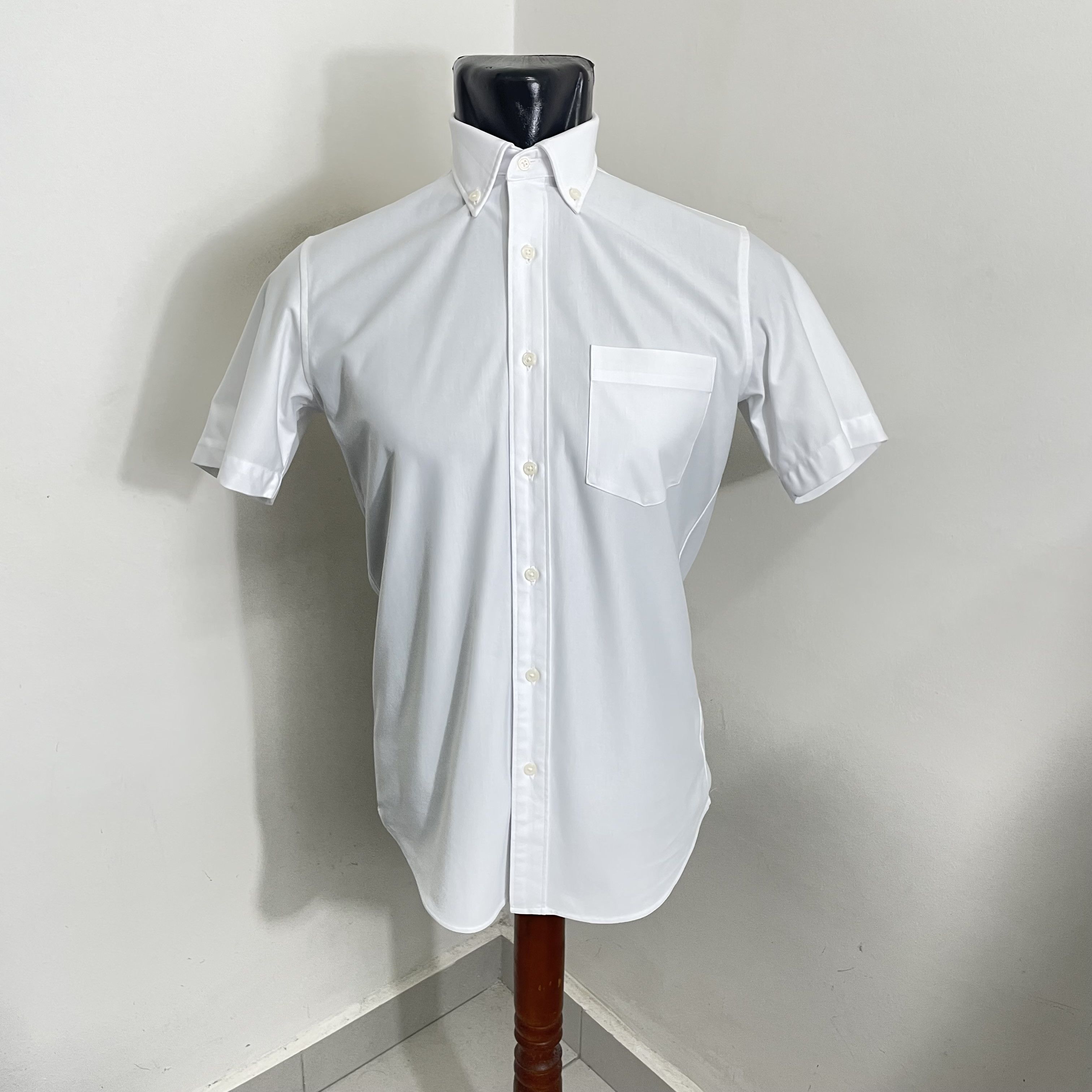 Uniqlo ⭐️SALE⭐️ [S] UNIQLO SHIRT OXFORD Size US S / EU 44-46 / 1 - 1 Thumbnail