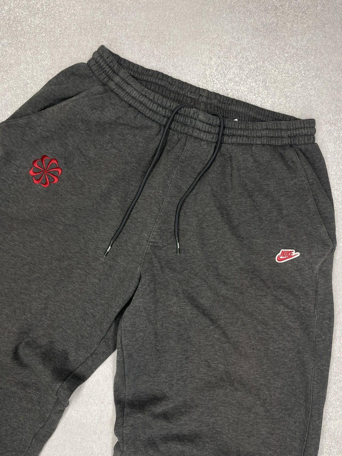 Nike Vintage Nike Kolovrat Basic Sweatpants Grey Drill Y2K ACG Size US 34 / EU 50 - 3 Thumbnail