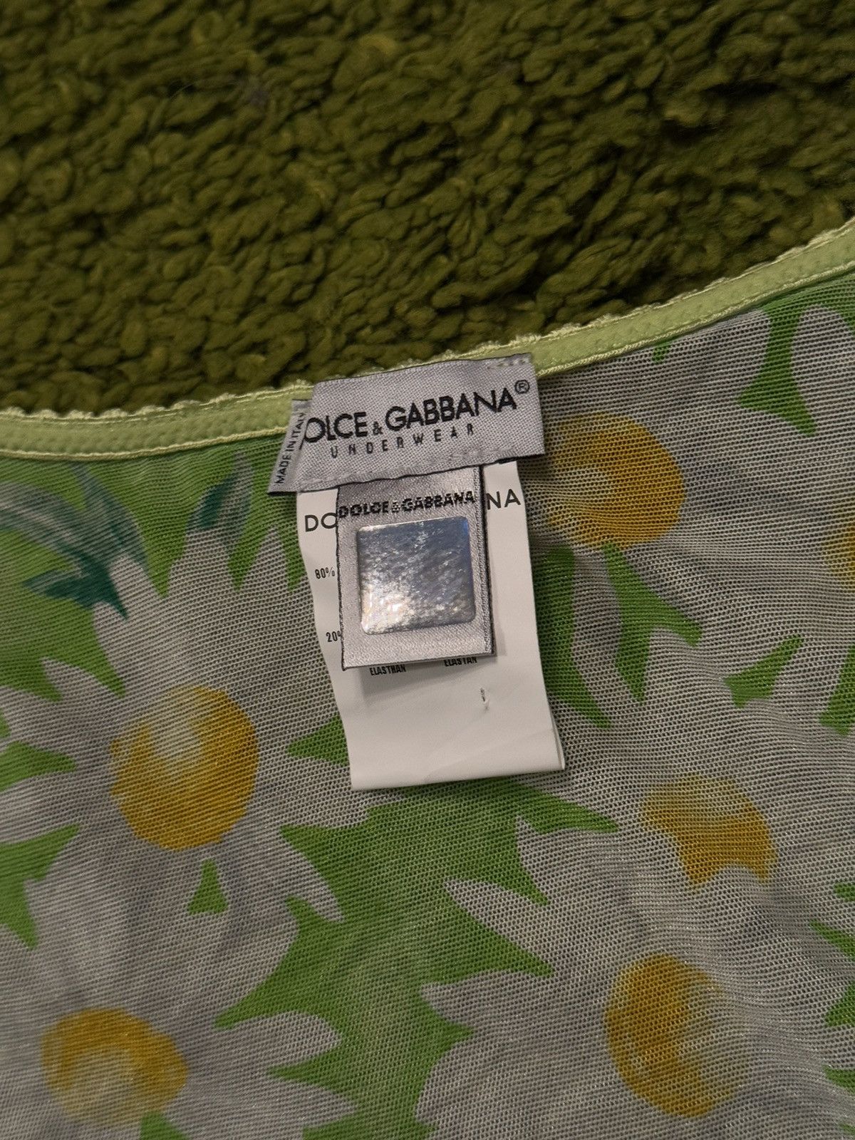Designer × Dolce & Gabbana × Vintage Dolce & Gabbana D&G 2000s vintage mesh floral t-shirt Y2K Size M / US 6-8 / IT 42-44 - 4 Thumbnail