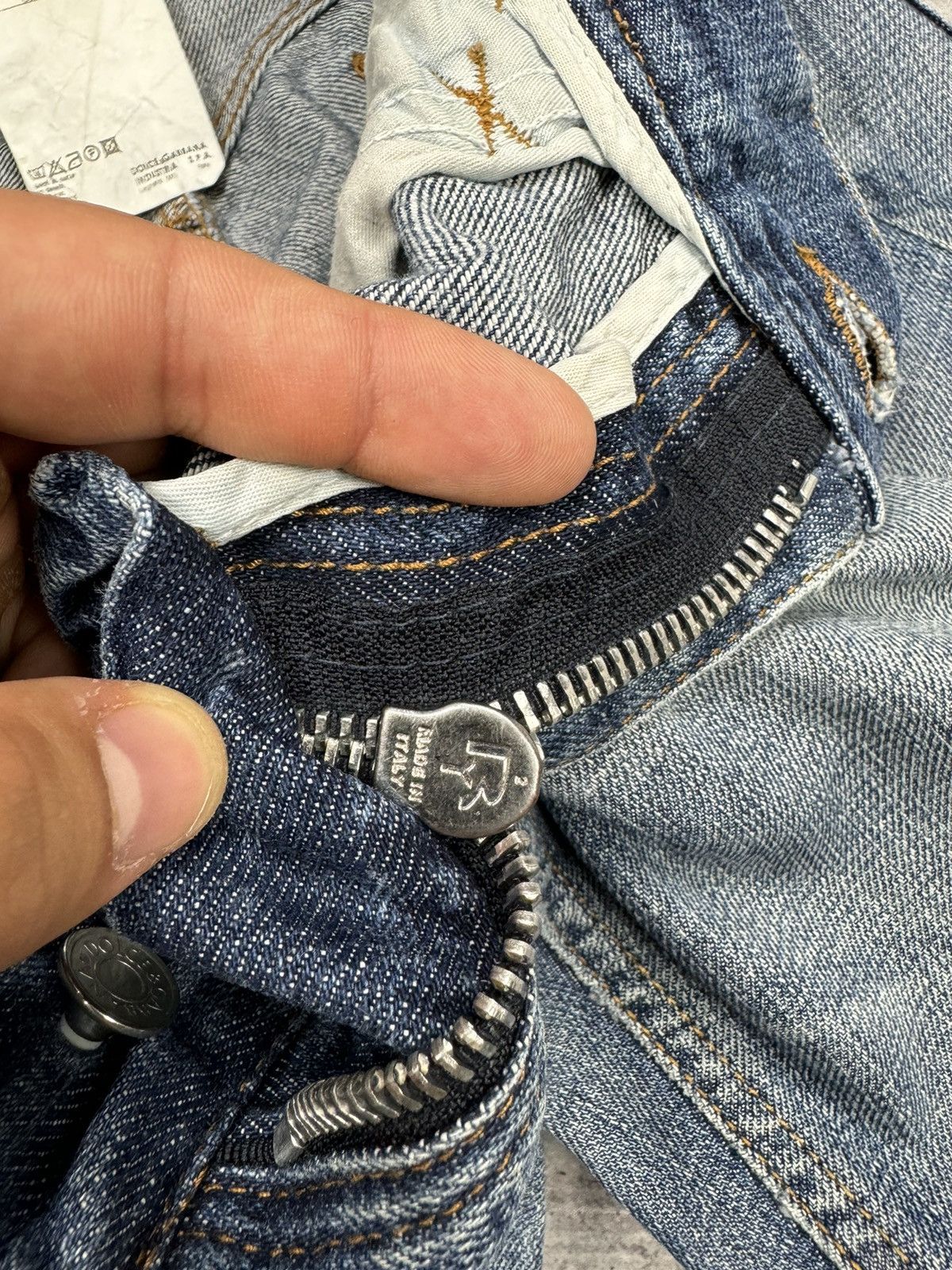 Dolce & Gabbana × Vintage Dolce&Gabbana Metal Pocket Big Logo Blue Stonewashed Jeans Size US 32 / EU 48 - 15 Thumbnail
