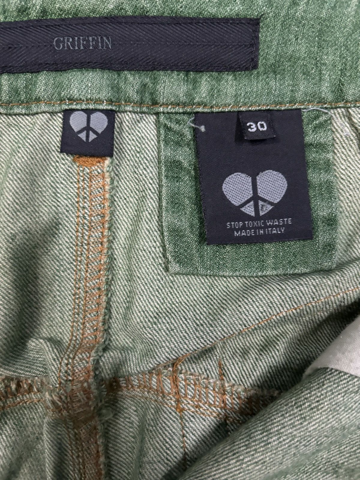 Issey Miyake Avant-Garde Griffin Studio Okinawa Faded Jeans Made in Italy Size US 31 - 22 Thumbnail