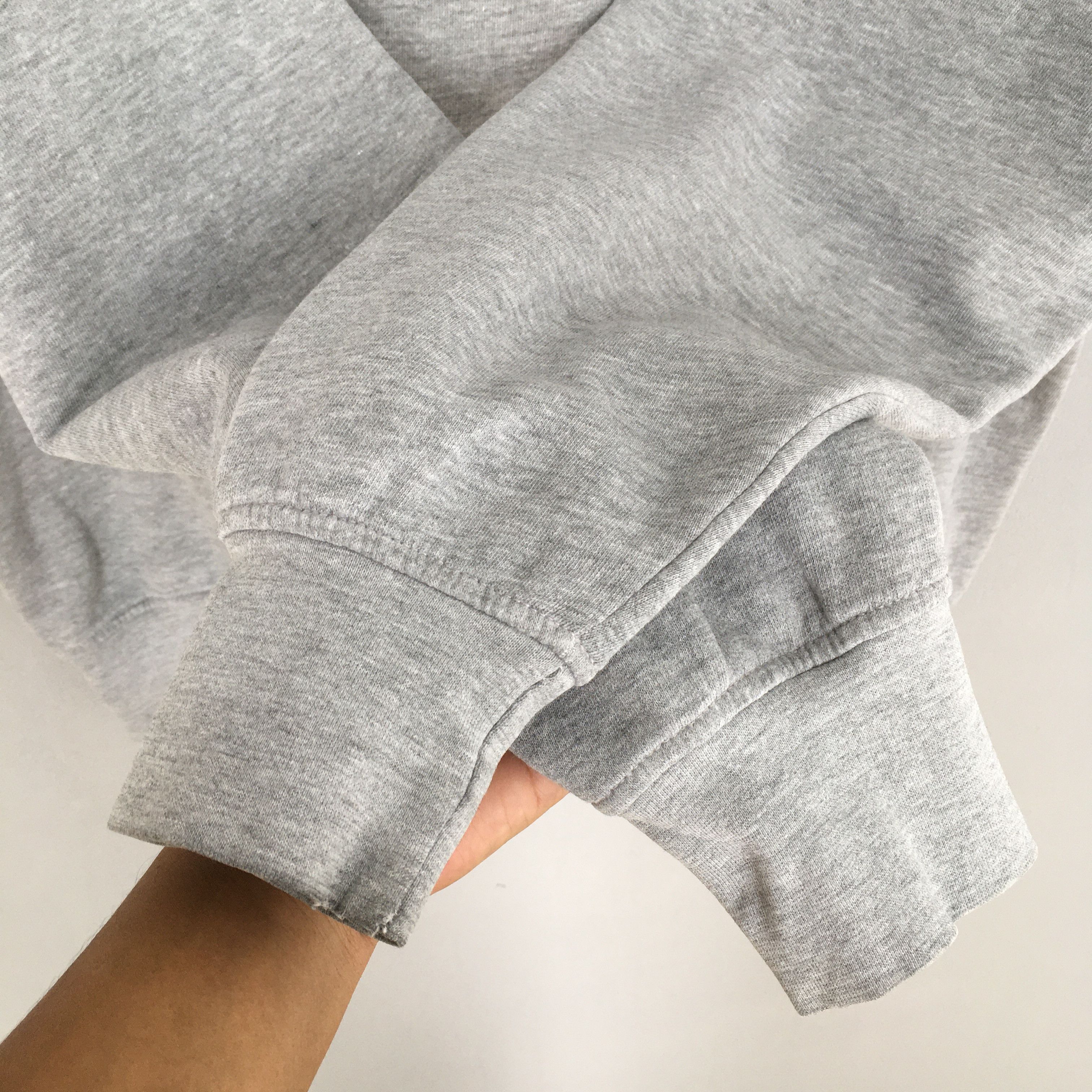 Rocawear × Vintage Vintage Rocawear Sportswear Gray Sweatshirt XLarge Size US XL / EU 56 / 4 - 3 Thumbnail