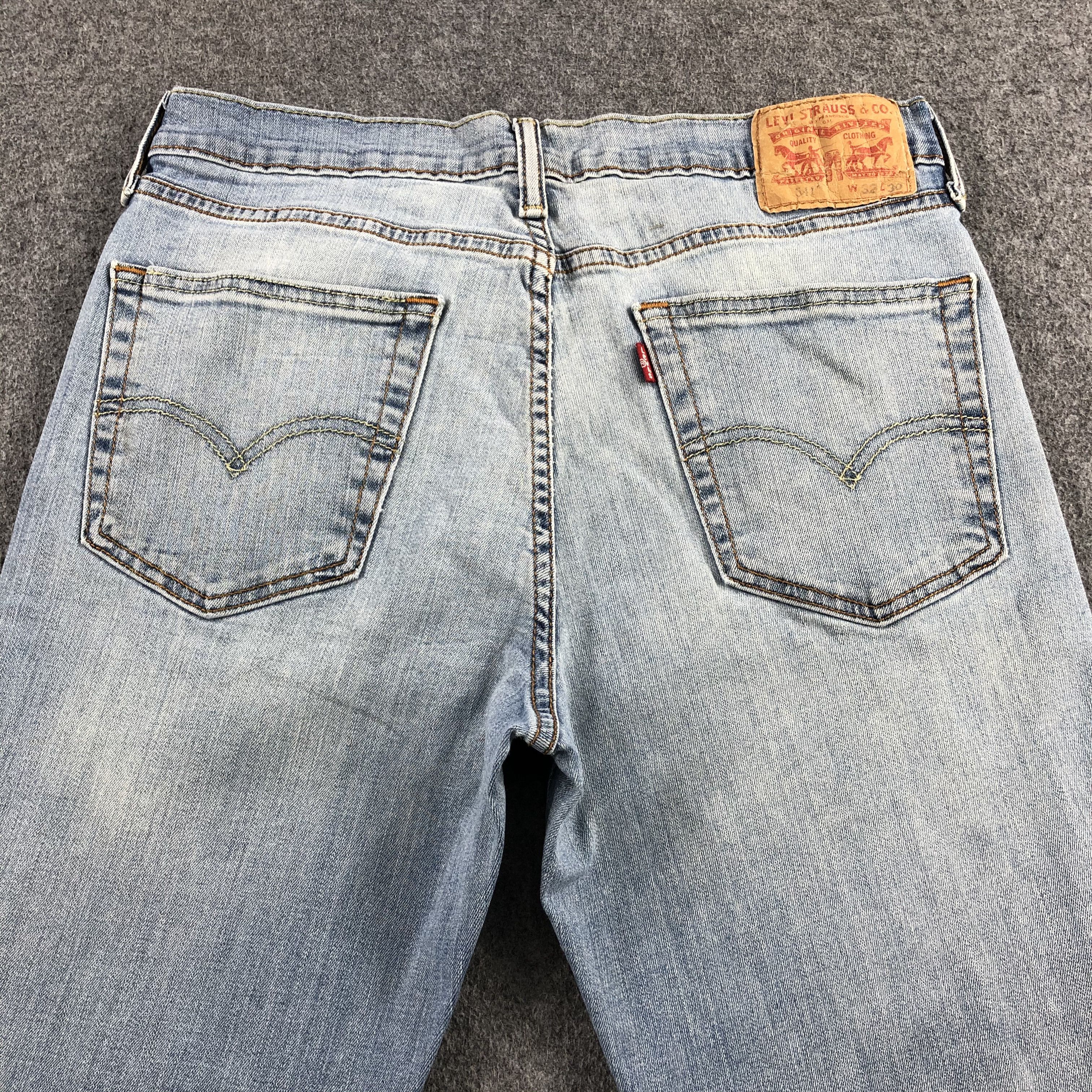 Levi's Vintage Light Wash Levis Jeans-J2130 Size US 31 - 4 Thumbnail