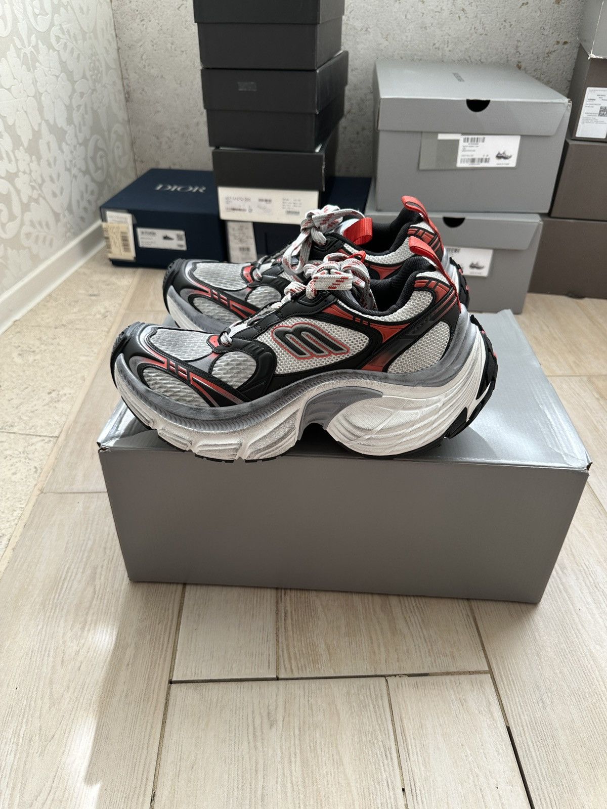 Balenciaga Balenciaga 10XL Size US 8 / EU 41 - 1 Thumbnail