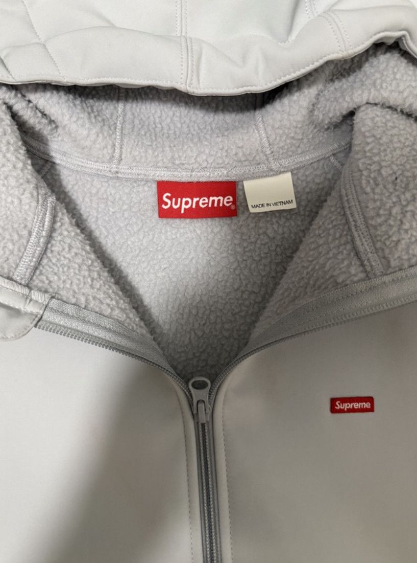 Supreme Supreme WINDSTOPPER Zip Up Hooded Sweatshirt (FW22) Size US L / EU 52-54 / 3 - 3 Thumbnail