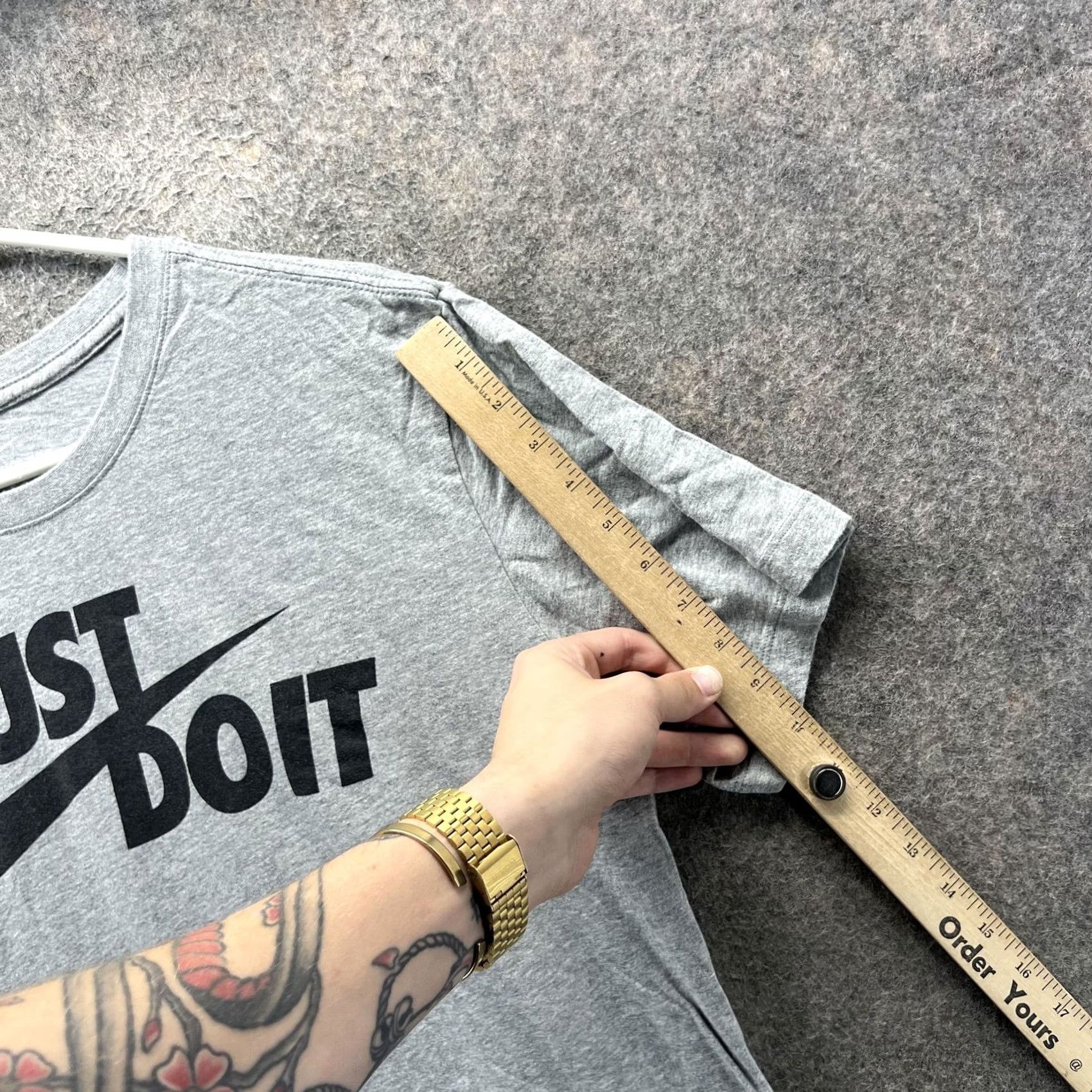 Nike Nike Shirt Mens Large Gray Just Do It Swoosh Graphic Tee Cotton Casual Size US L / EU 52-54 / 3 - 7 Thumbnail