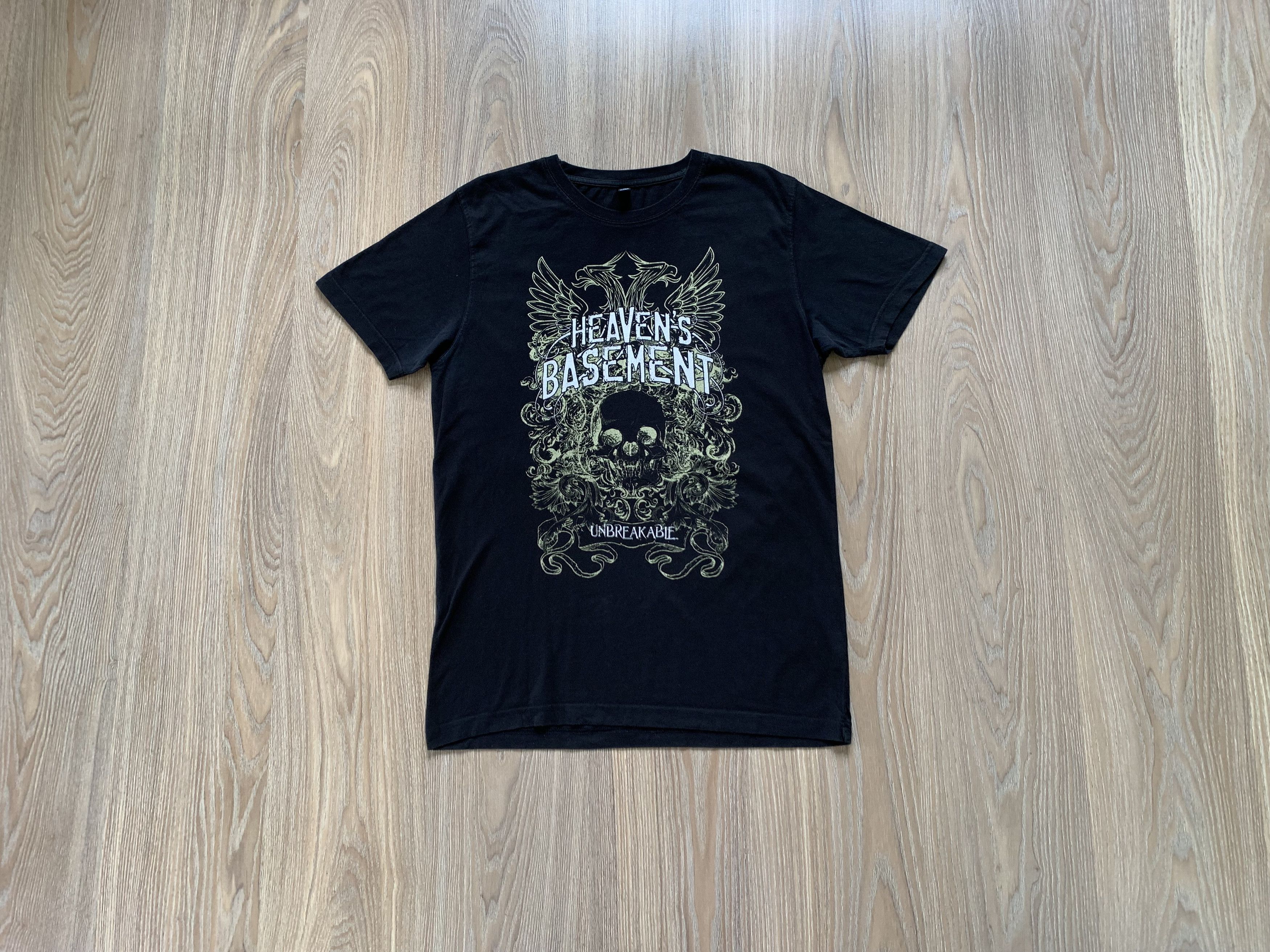 Band Tees Heaven's Basement Unbreakable 2011 T Shirt Size US M / EU 48-50 / 2 - 1 Thumbnail