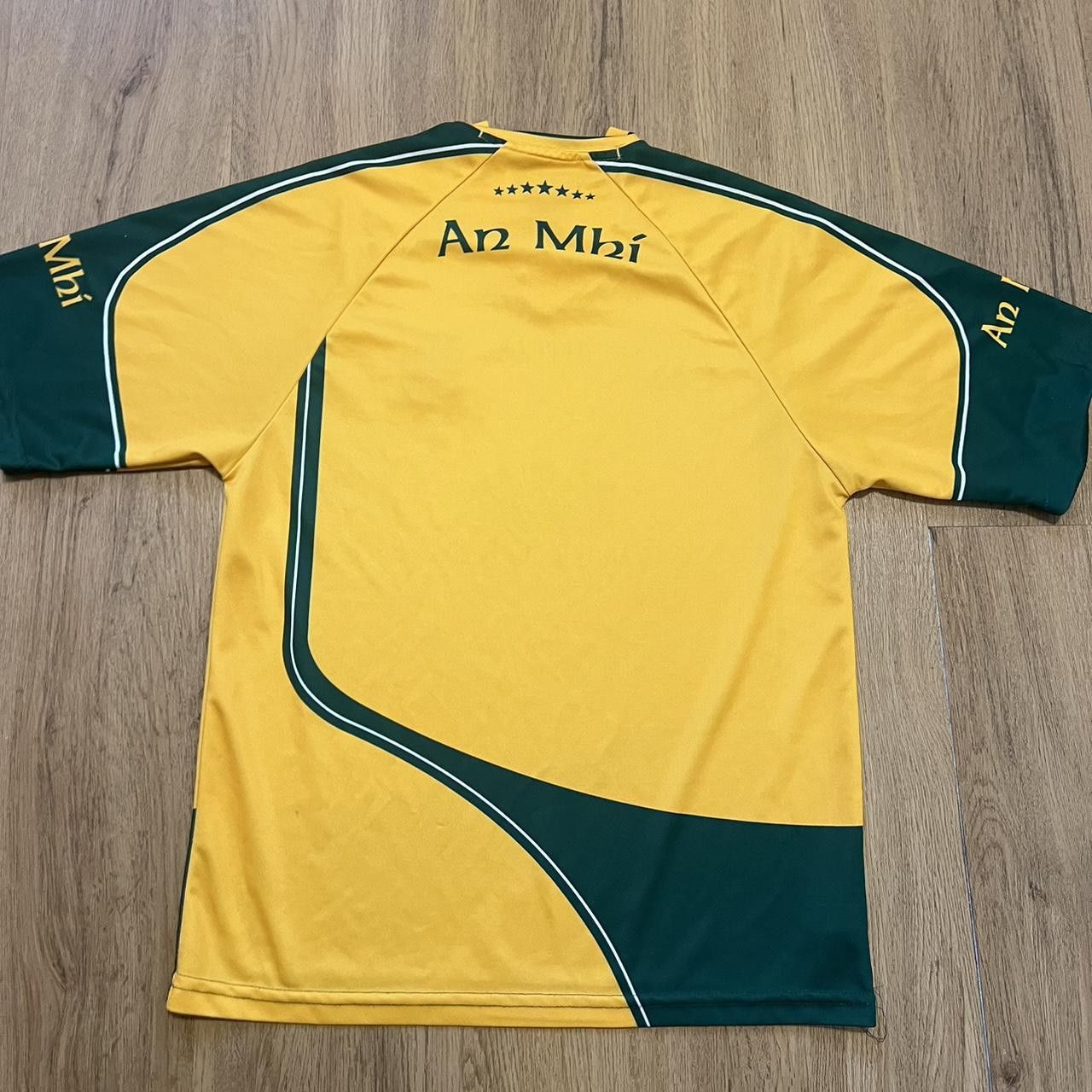 O'Neills An Mhi Ireland Galeic Football Yellow and green GAA Size US S / EU 44-46 / 1 - 2 Thumbnail