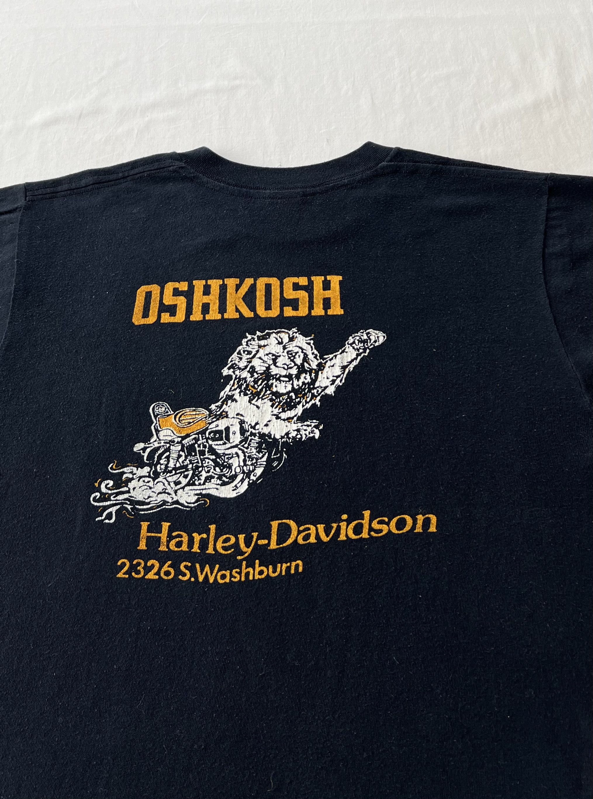 Harley Davidson Vintage 70s 80s Harley Davidson Oshkosh Wisconsin USA Tshirt Size US M / EU 48-50 / 2 - 14 Thumbnail