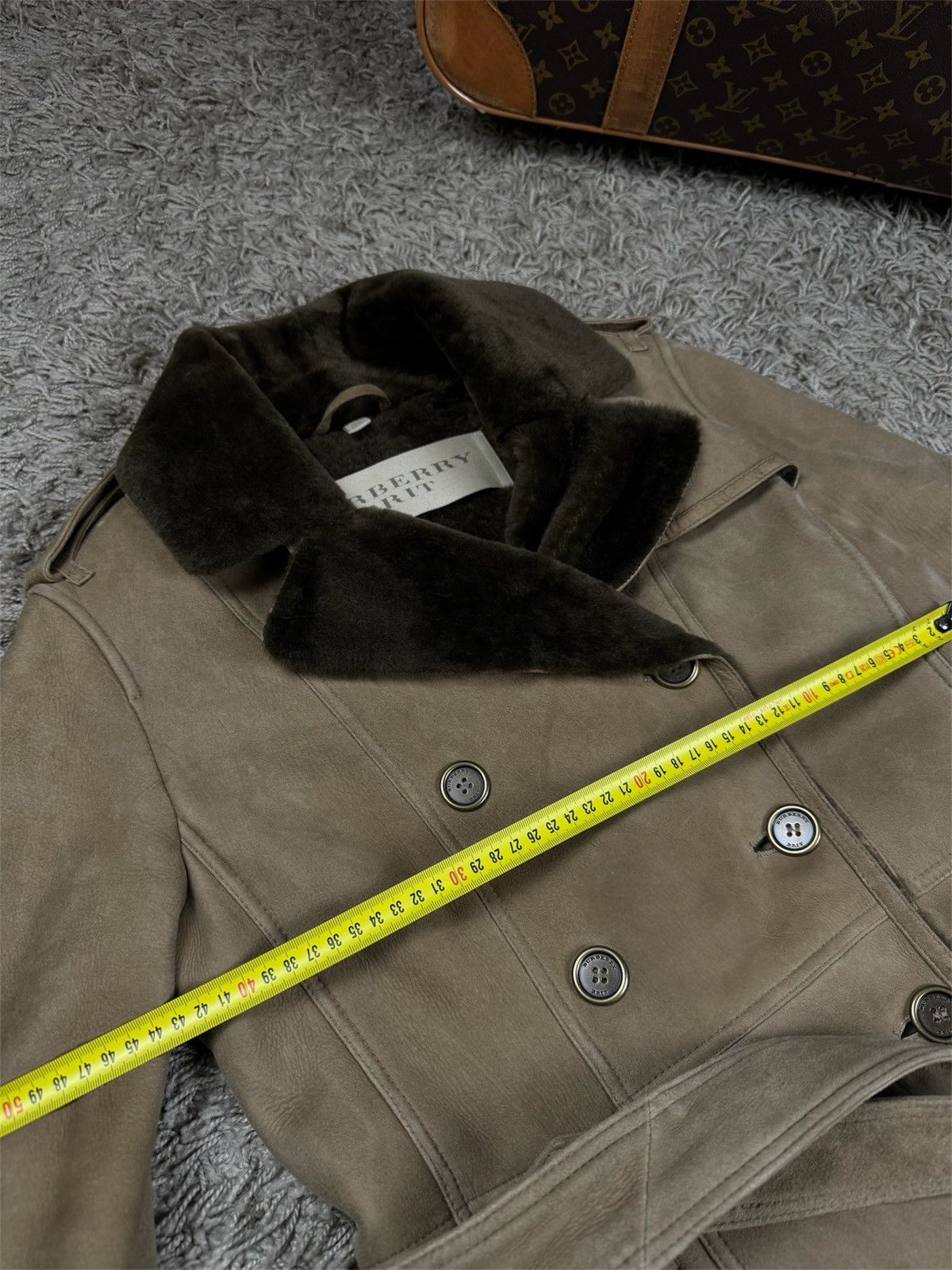 Burberry Shearling coat Burberry lambskin coat original luxury item Size S / US 4 / IT 40 - 7 Thumbnail