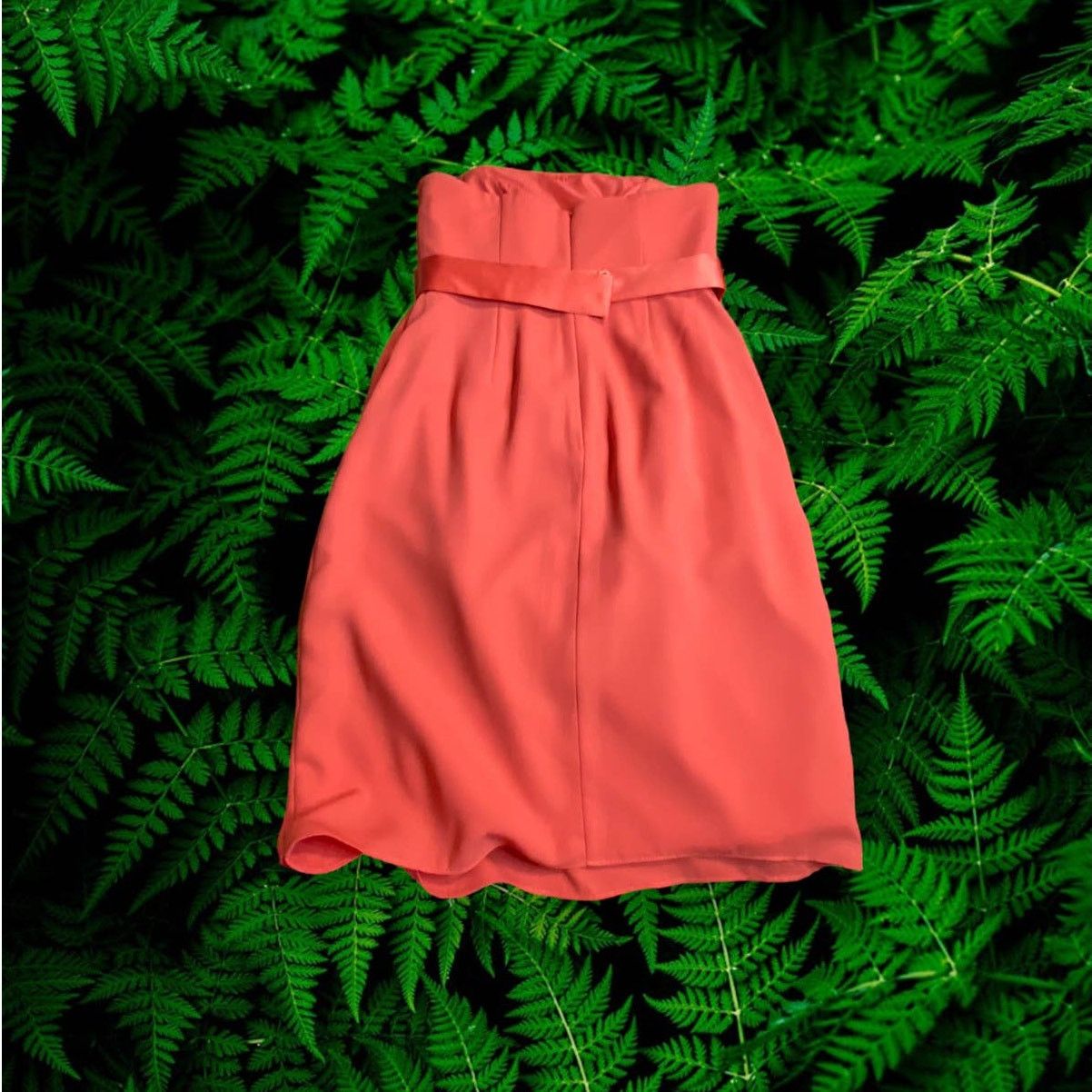 Vera Wang White by Vera Wang Coral Strapless Mini Formal Dress Size 4 Size S / US 4 / IT 40 - 2 Thumbnail