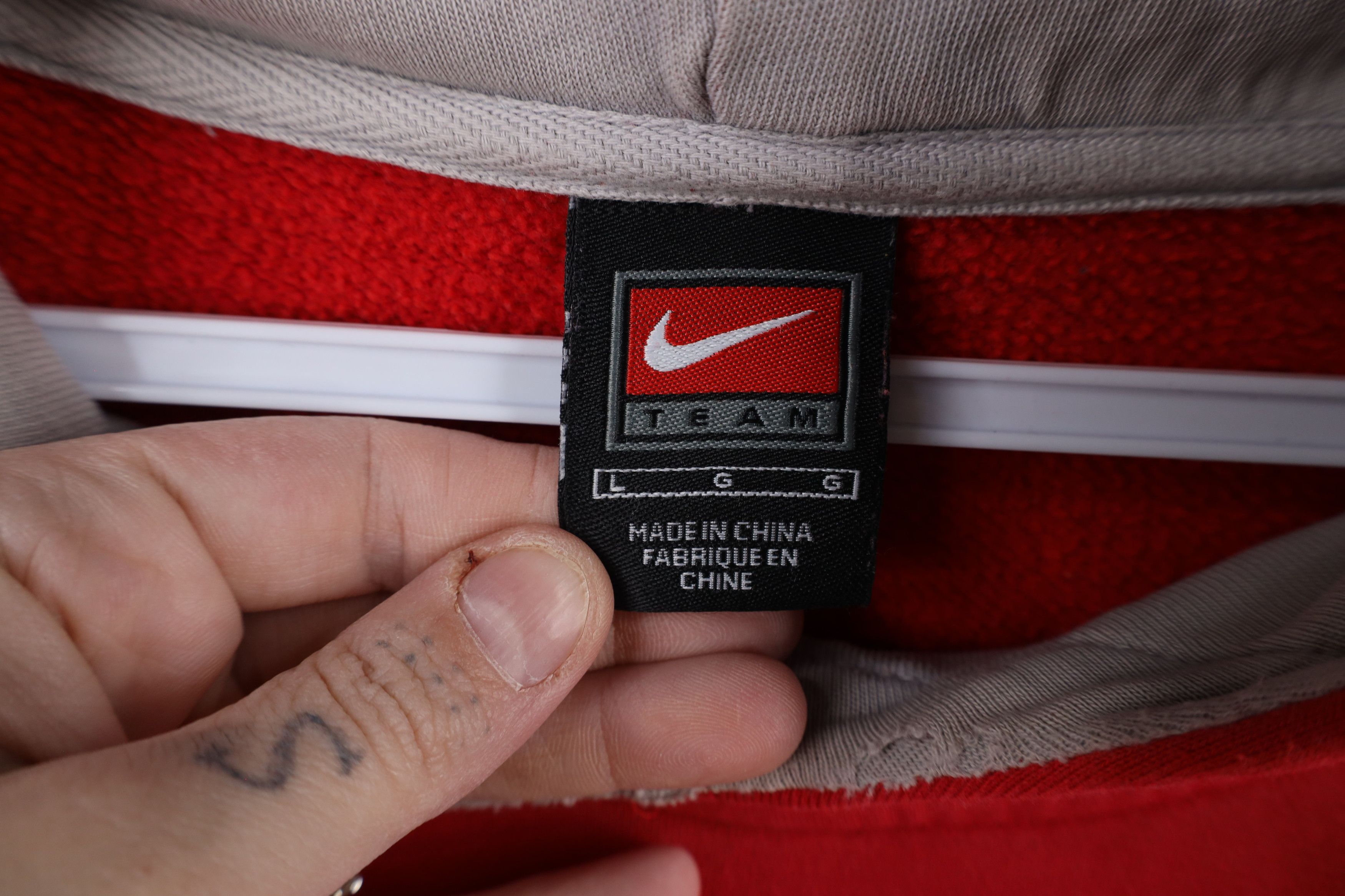 Nike × Vintage Vintage Nike Center Swoosh Ohio State University Hoodie Red Size US L / EU 52-54 / 3 - 8 Thumbnail