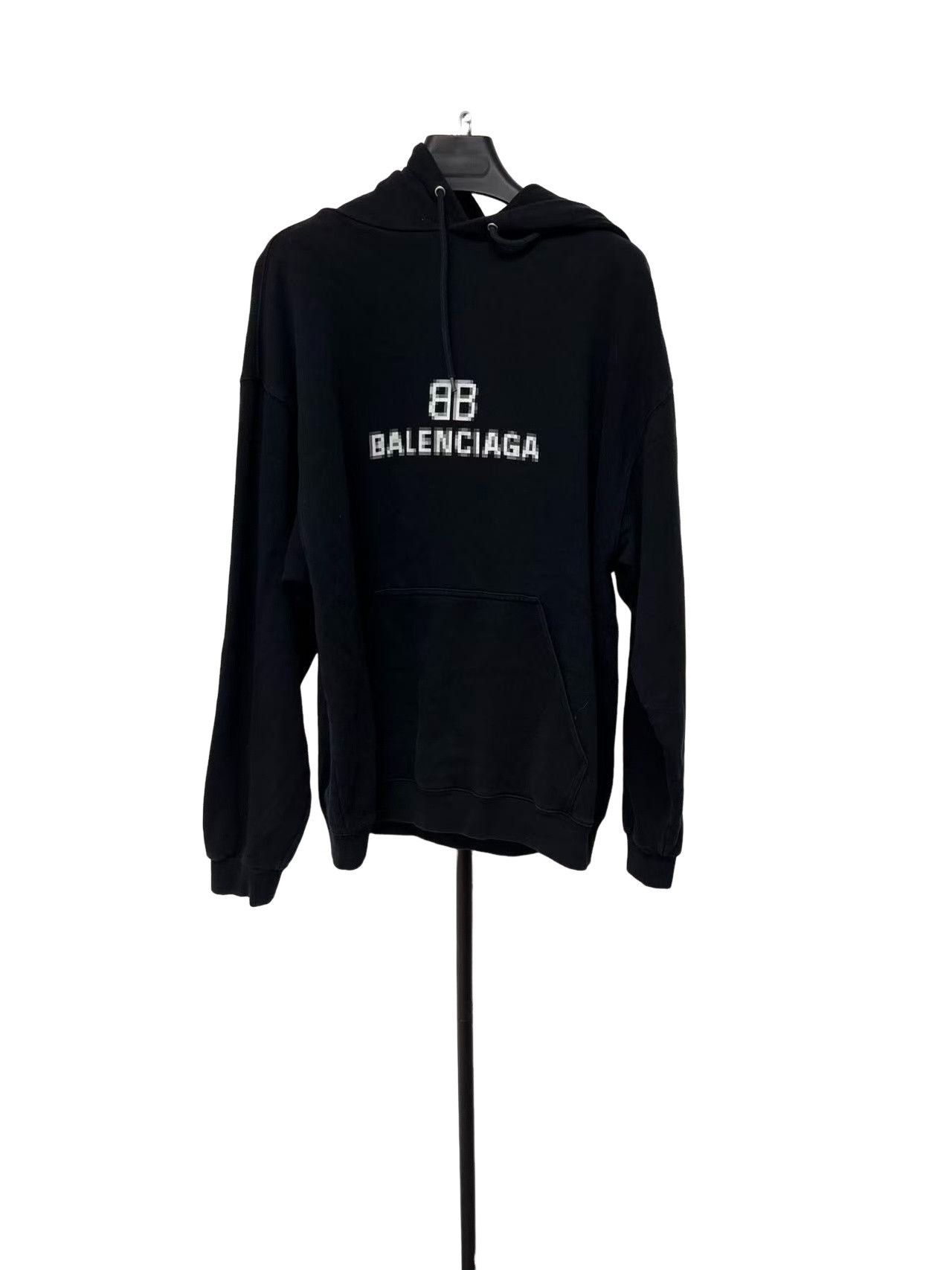 Balenciaga Balenciaga Pixel BB Logo Hoodie Size S Size US S / EU 44-46 / 1 - 1 Thumbnail