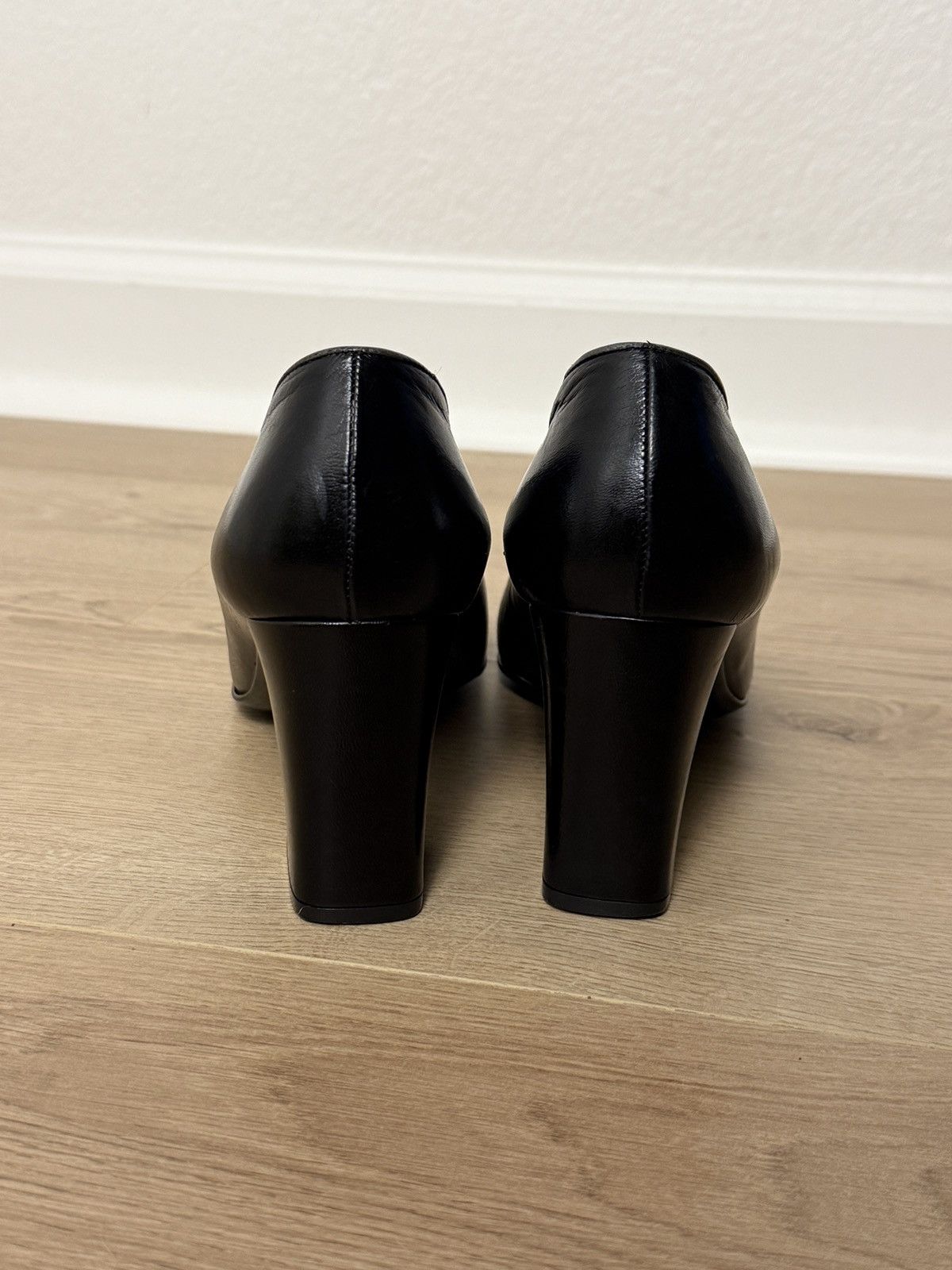 Bruno Magli Bruno Magli Black Leather Pumps Heels size 10 Size US 10 / IT 40 - 5 Thumbnail