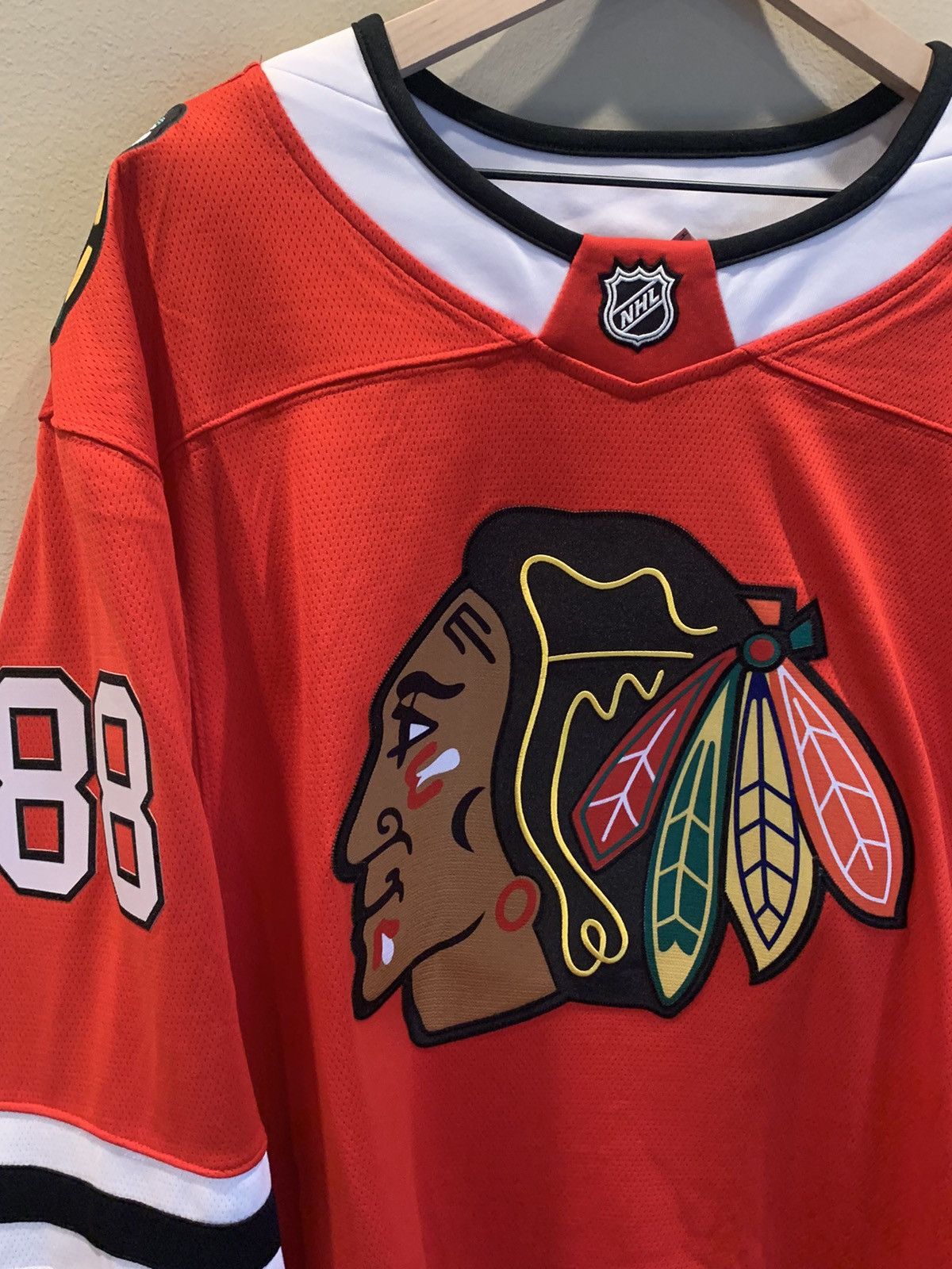 NHL *RARE* New Chicago Blackhawks Patrick Kane NHL Hockey Jersey Size US XL / EU 56 / 4 - 3 Thumbnail