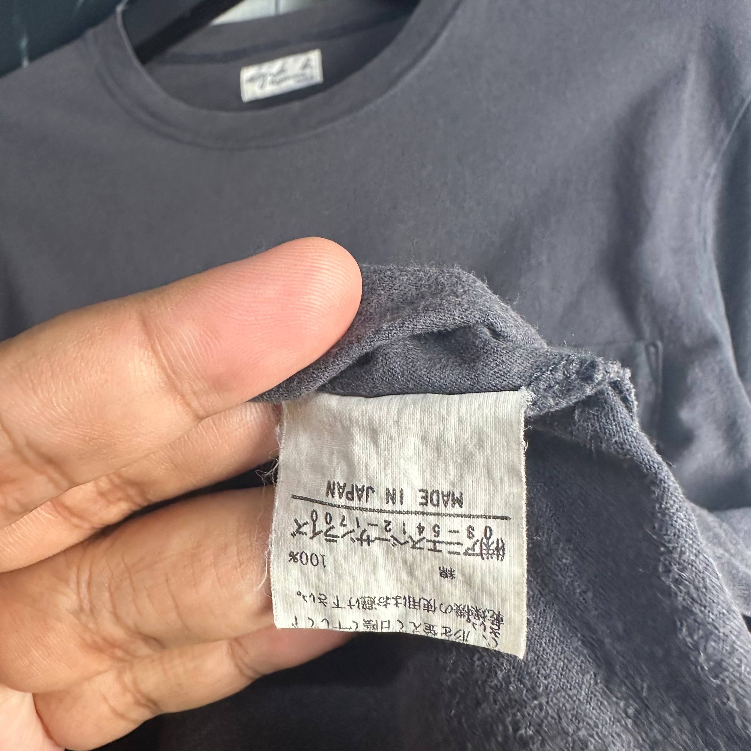 agnes b. Vintage Agnes B Paris Natural Sunfaded T-shirt Size US M / EU 48-50 / 2 - 5 Thumbnail
