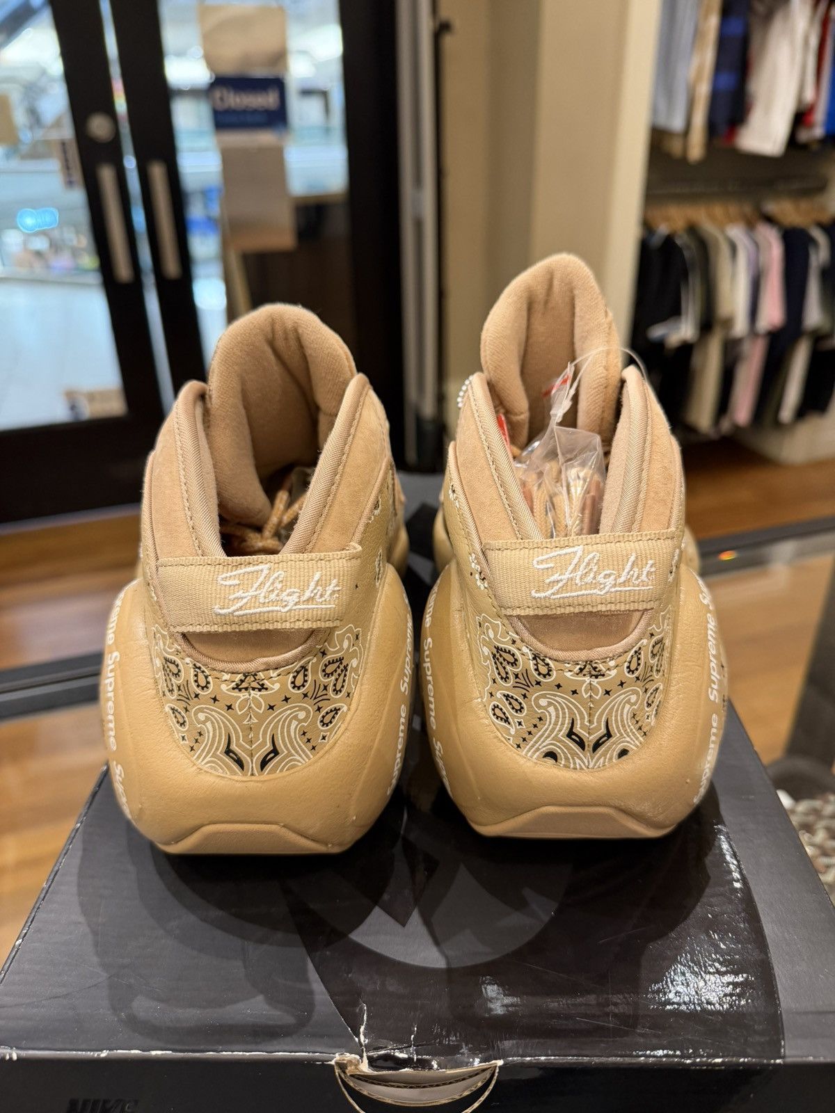 Nike × Supreme Nike Air Zoom Flight 95 SP ‘Supreme Wheat’ Size US 10.5 / EU 43-44 - 6 Thumbnail