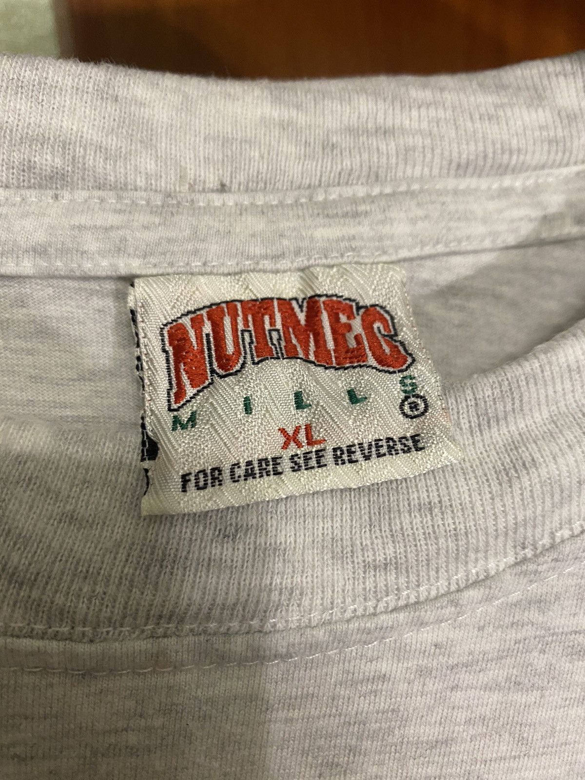 Nutmeg × Vintage Vintage 1996 England Football Euro 96 TAZ T- Shirt Size US XL / EU 56 / 4 - 7 Thumbnail