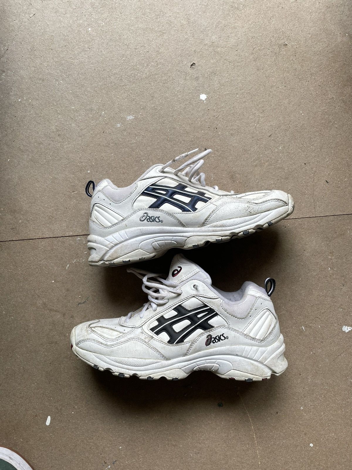 Asics chunky shoes online