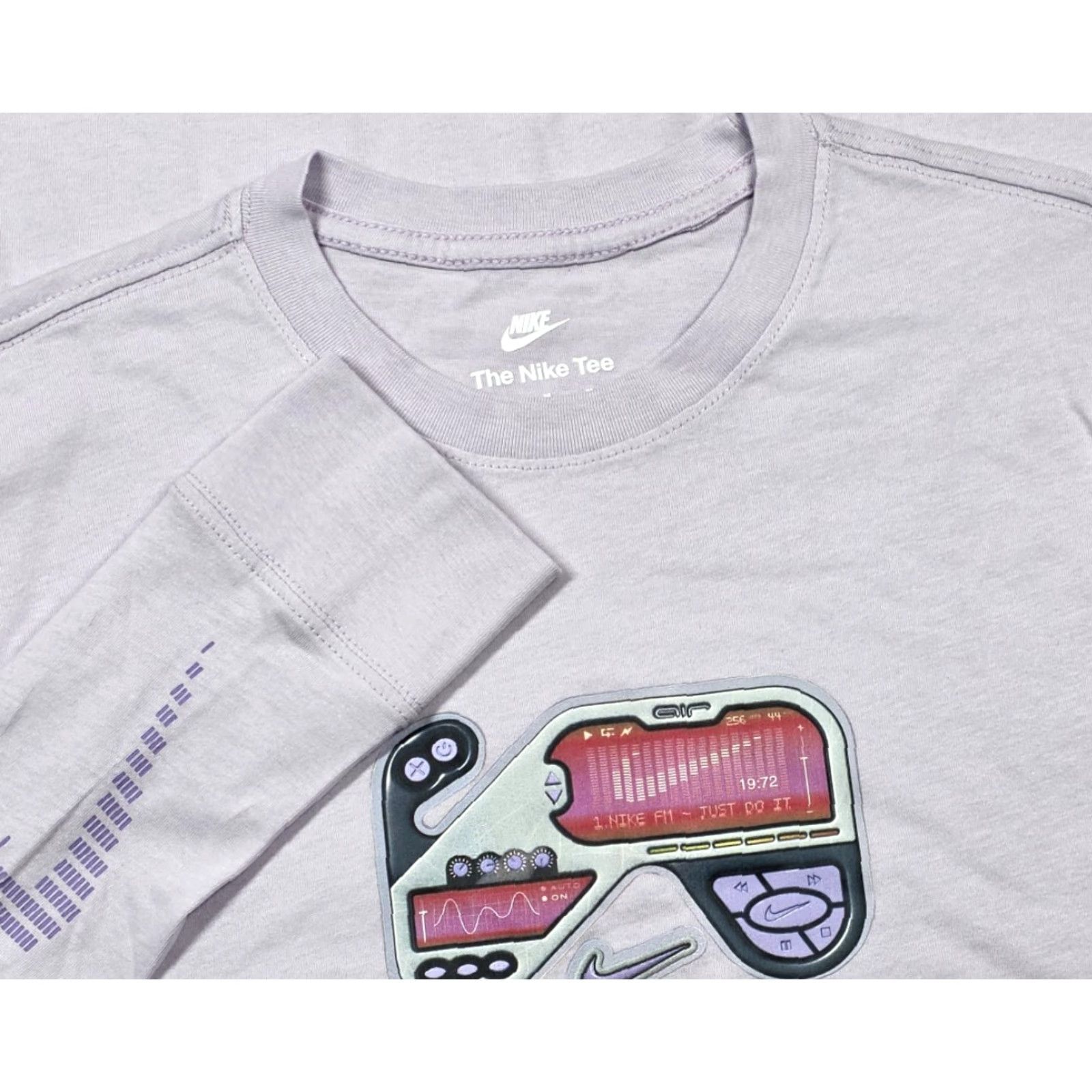 Nike Nike T-Shirt Long Sleeve Sportswear M TheNike Tee Mixtape Purple Crew HJ0588 EUC Size US M / EU 48-50 / 2 - 2 Thumbnail