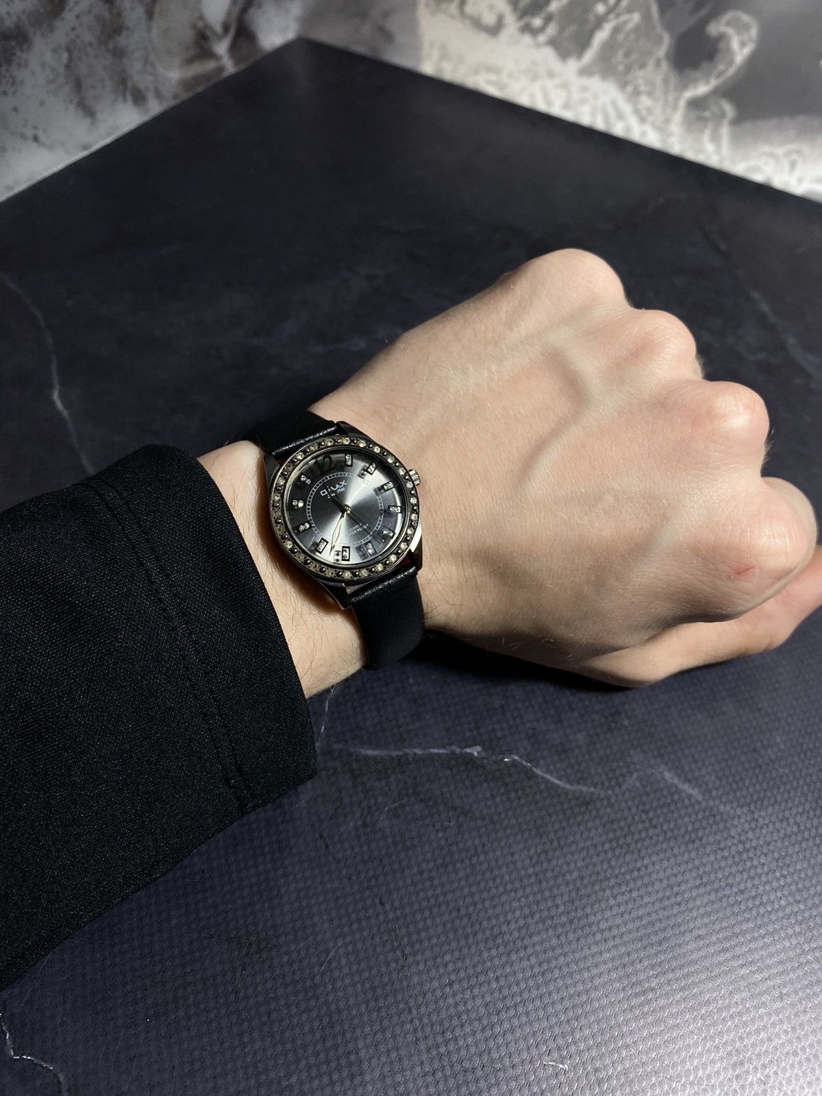 Vintage Omax Quartz Watch Japan Movement Black Dial Crystals Size ONE SIZE - 2 Thumbnail