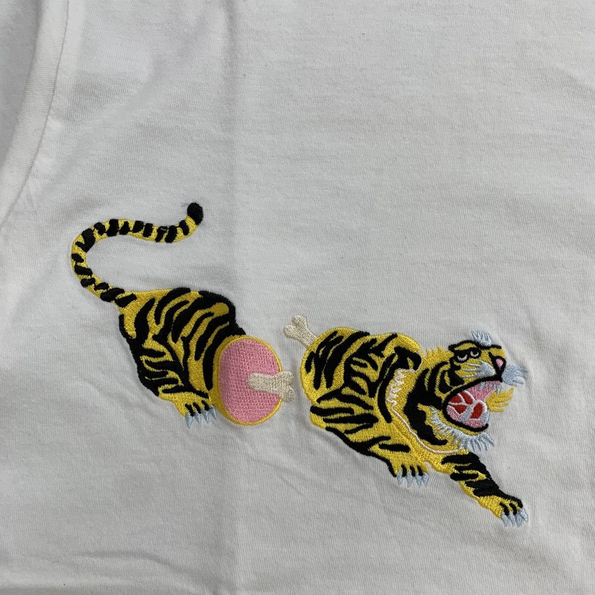 Undercover John Undercover Embroidery Double Tiger Tshirt Size US M / EU 48-50 / 2 - 6 Thumbnail