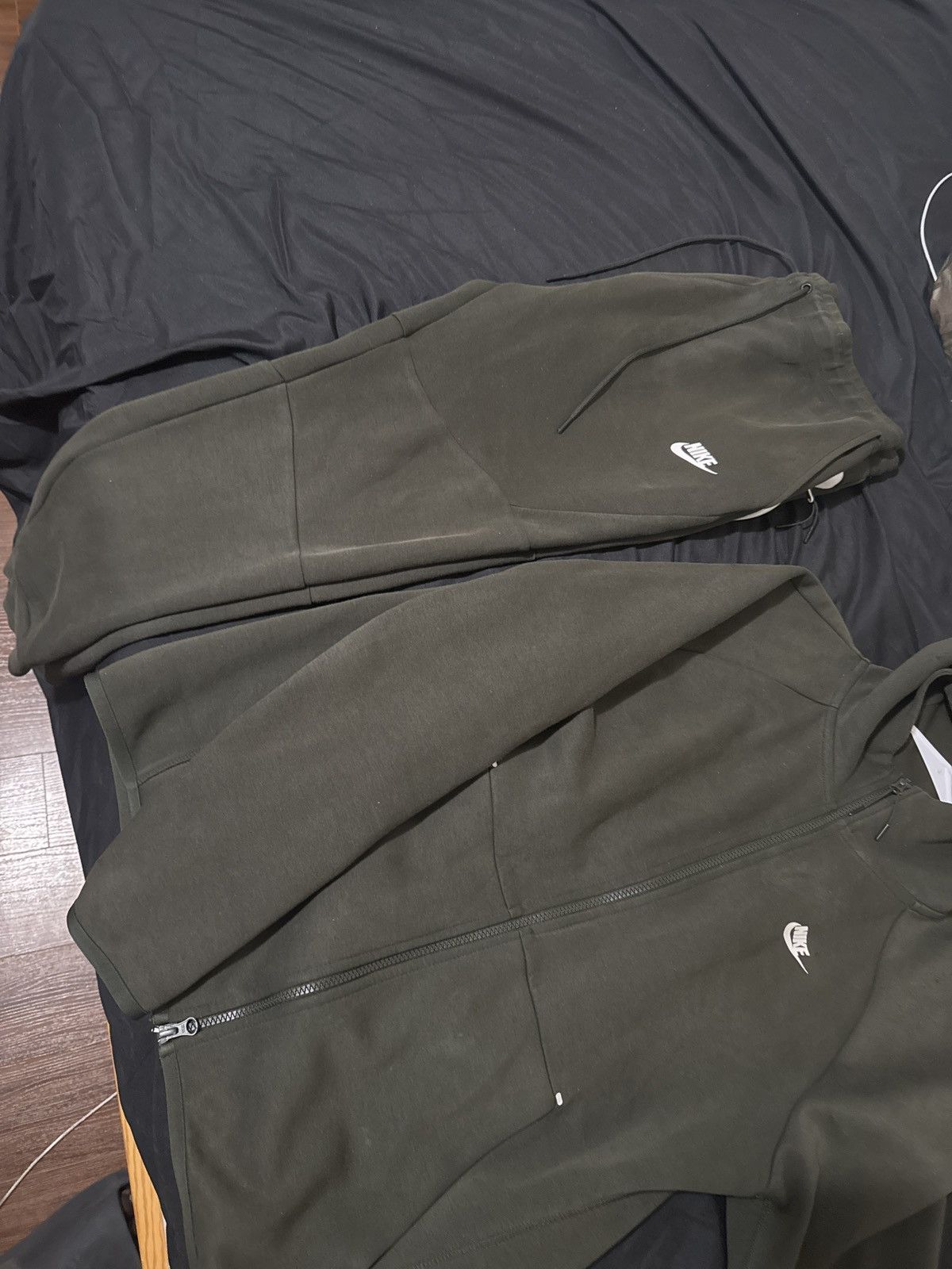 Nike Nike Tech Fleece Size US L / EU 52-54 / 3 - 3 Thumbnail