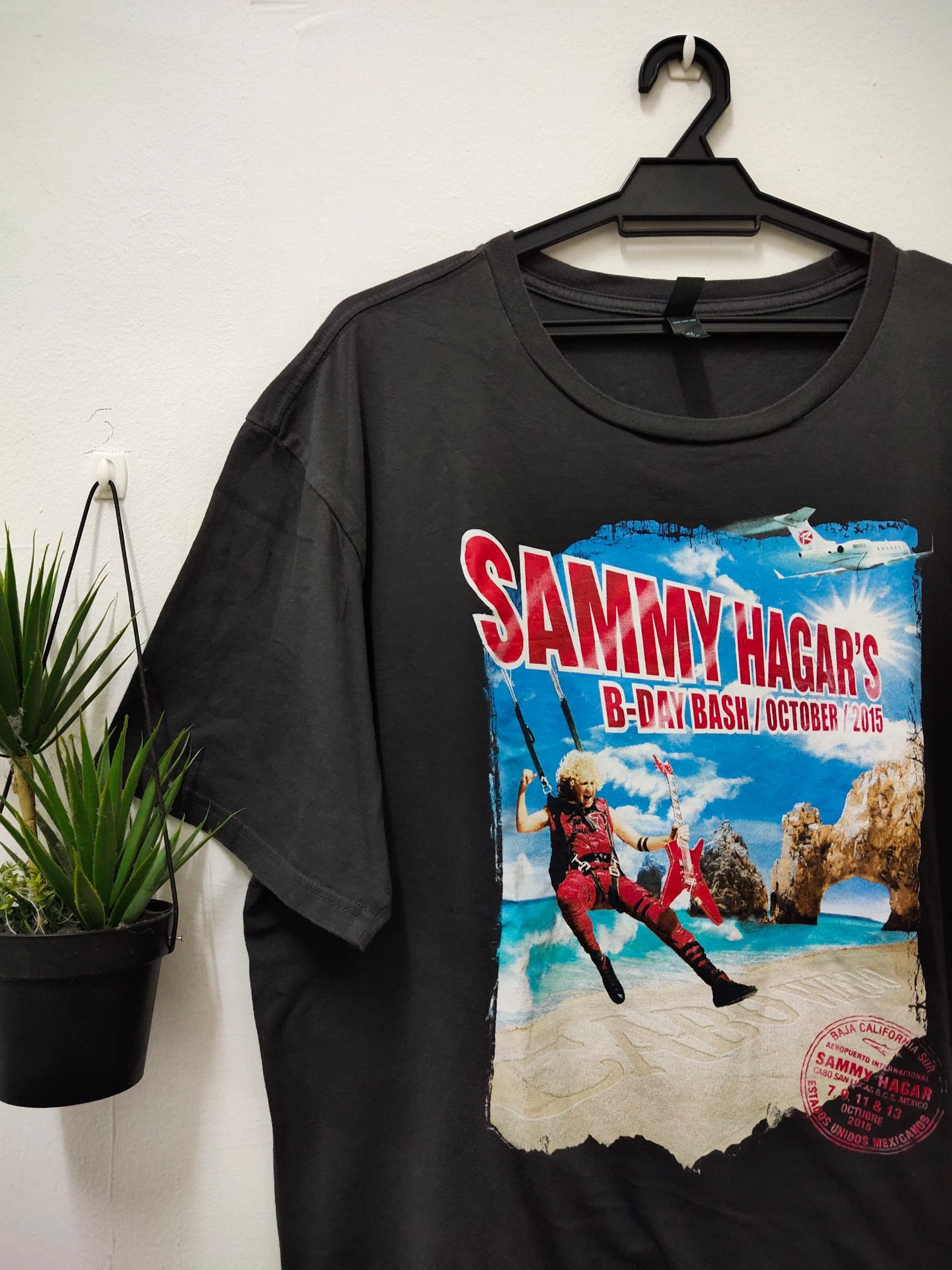 Band Tees Sammy Hagar Van Halen guitarist t shirt tour cabo wabo Size US XL / EU 56 / 4 - 4 Thumbnail