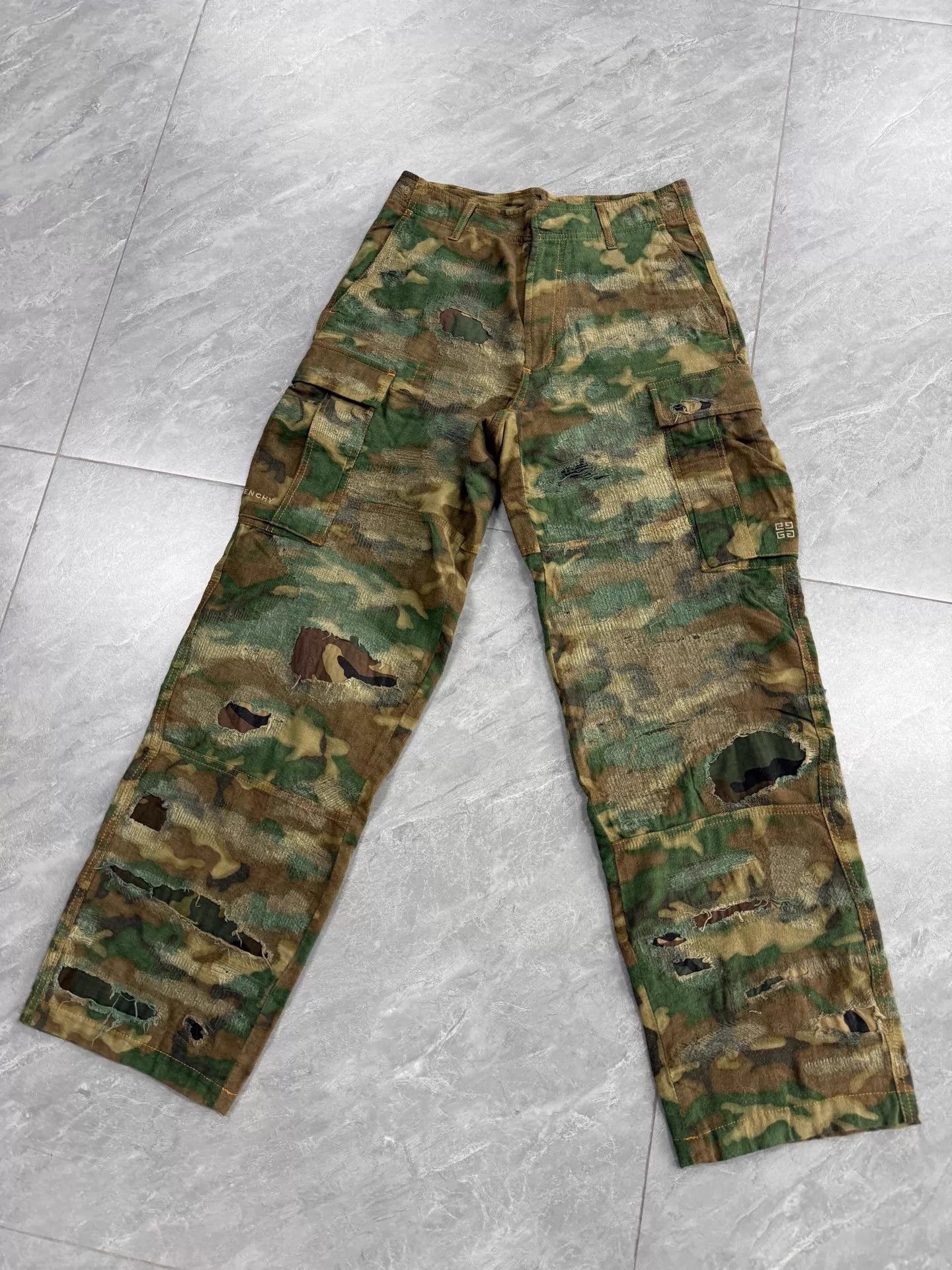 Givenchy GIVENCHY Women's CAMO DESTROYED BORO CARGO JEANS Size 26" / US 2 / IT 38 - 1 Thumbnail