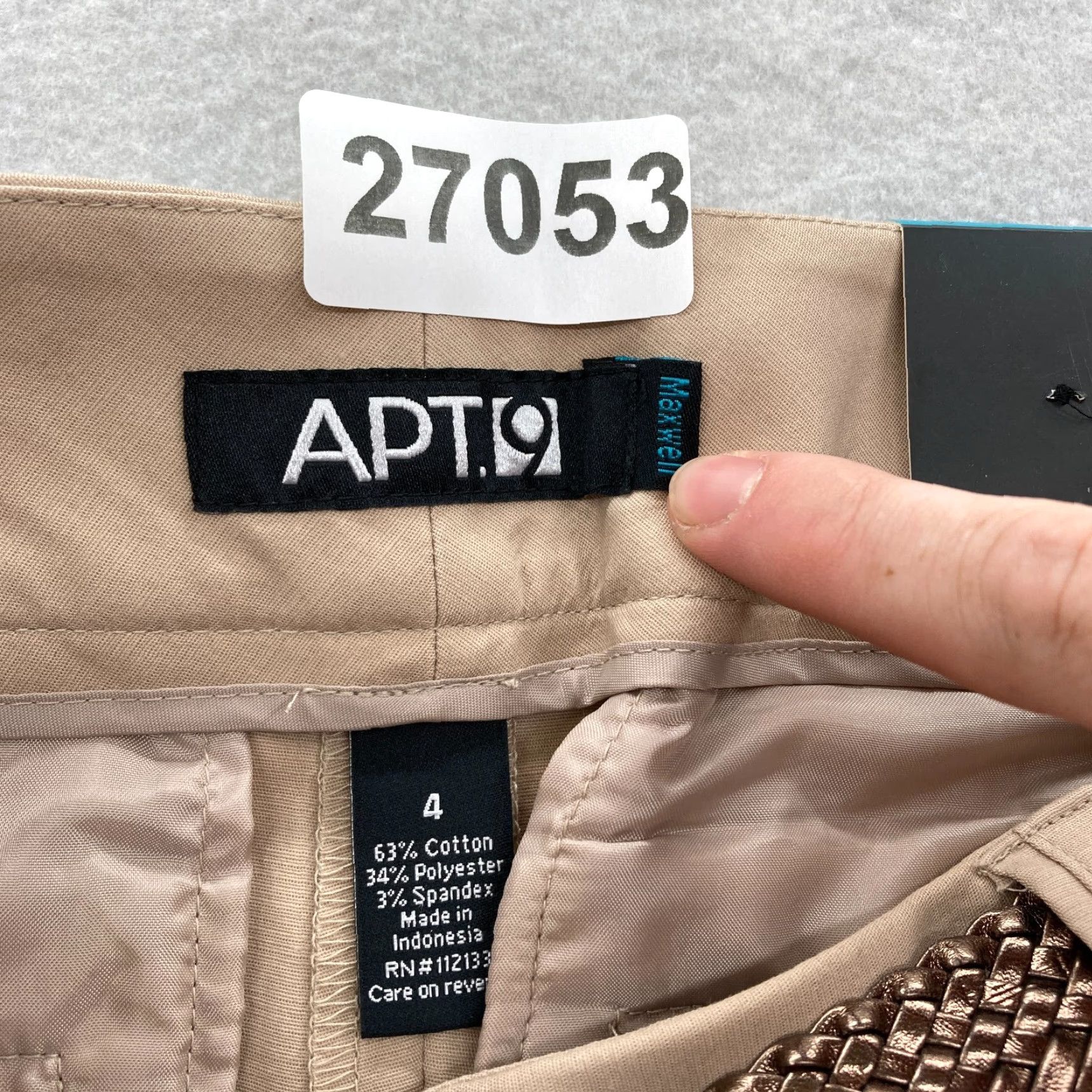 Apt. 9 Apt. 9 Maxwell Capri Pants Women's 4 Beige Stretch Mid Rise Straight Belted NWT Pants Size 26" / US 2 / IT 38 - 5 Thumbnail