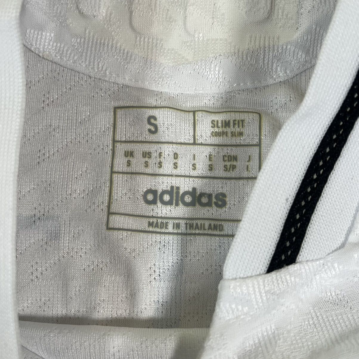 Adidas Vini JR Real Madrid Jersey 2024-25 Soccer Adidas Men S Size US S / EU 44-46 / 1 - 5 Thumbnail