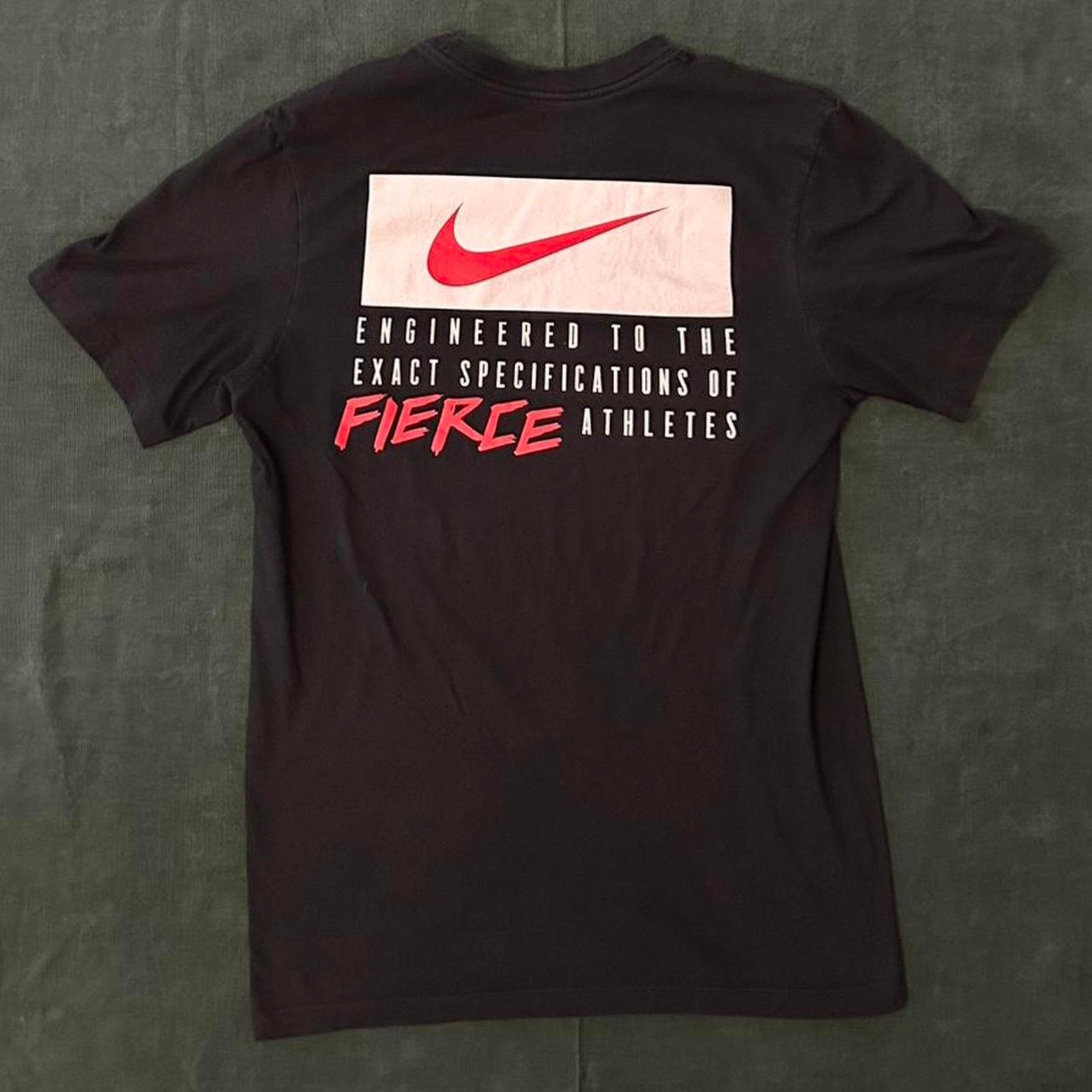 Nike Nike tiger graphic tee Size US S / EU 44-46 / 1 - 4 Thumbnail