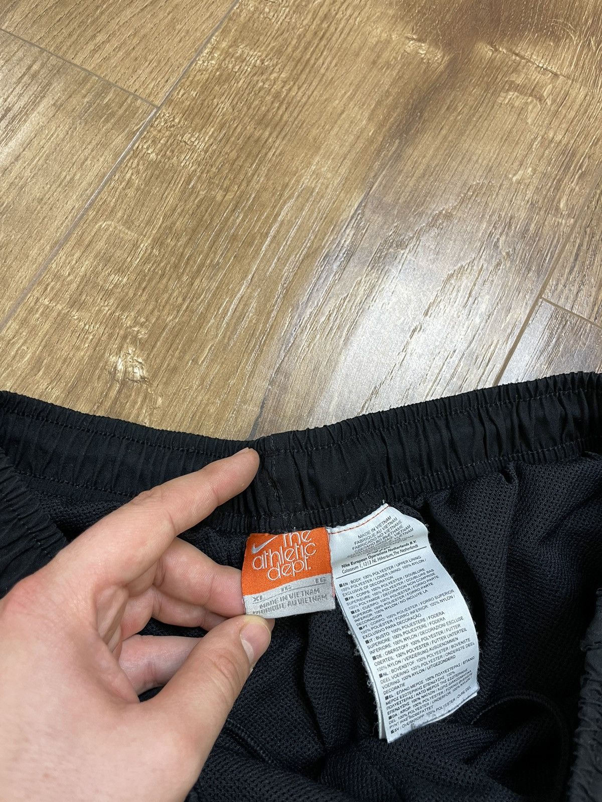 Nike Vintage Nike AD Y2K 90’s Style Nylon Swoosh Drill Pants Size US 36 / EU 52 - 12 Thumbnail