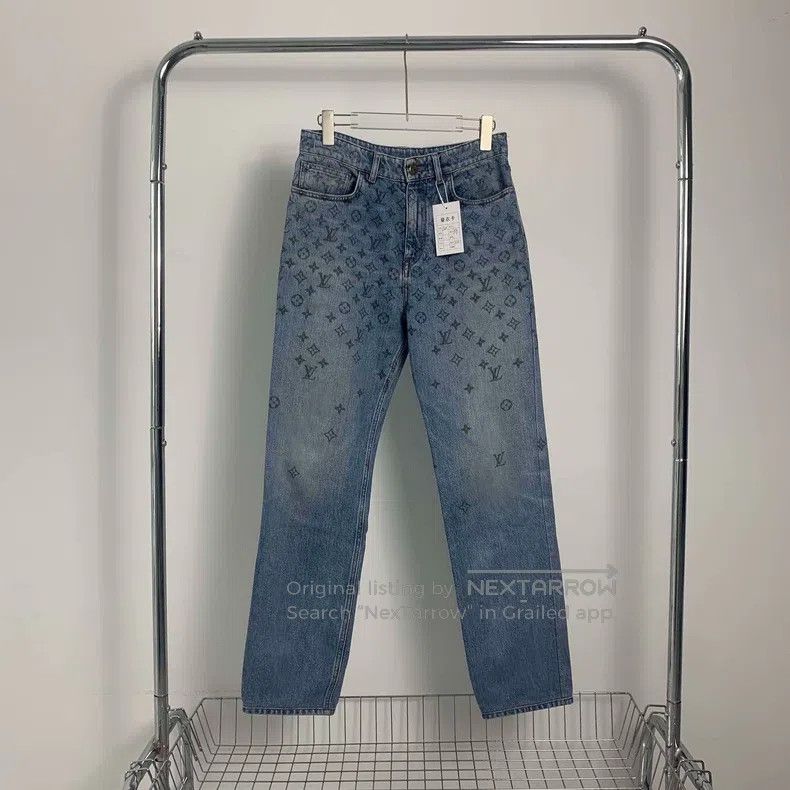 Louis Vuitton Louis Vuitton Graduated presbyopic jeans Size US 30 / EU 46 - 1 Thumbnail