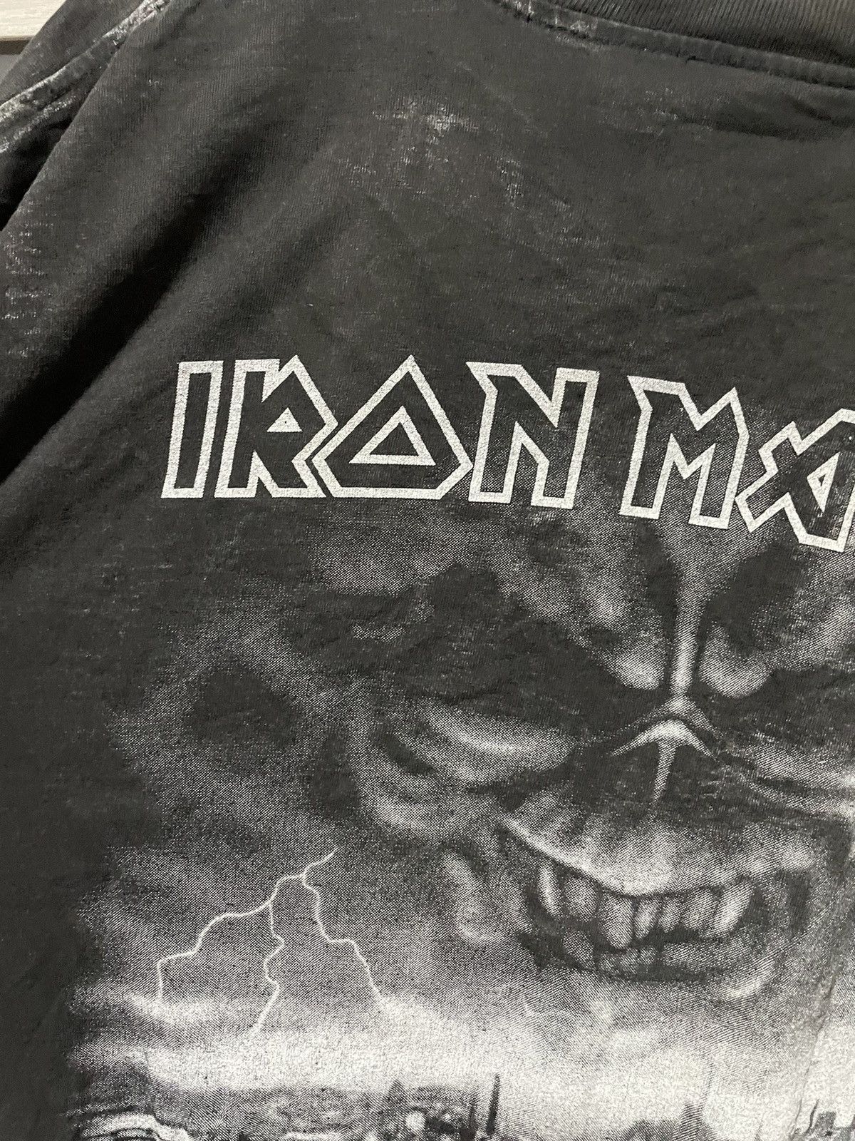 Band Tees × Iron Maiden × Vintage Vintage Trashed Iron Maiden Brave New World Tee Band T Shirt Size US XL / EU 56 / 4 - 19 Thumbnail
