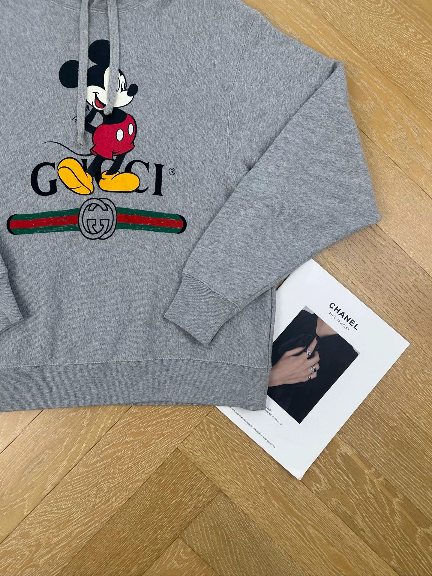 Gucci GUCCI x Disney Mickey Mouse Oversize Hoodie Wmns Gray Size XS / US 0-2 / IT 36-38 - 3 Thumbnail