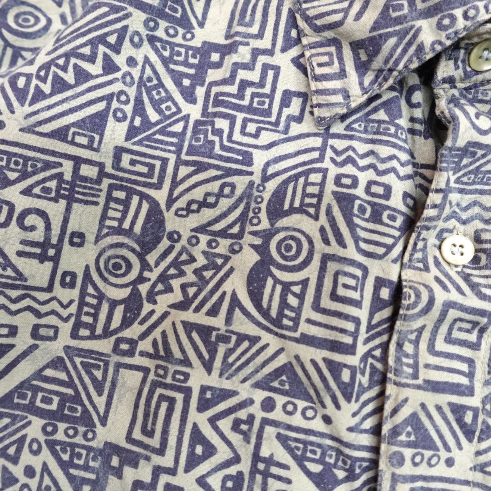 Vintage VINTAGE American Vintage Guess Shirt Geometric Southwestern Print Button-Up Long Sleeve Collared Cotton Green Beige L Mens Size US L / EU 52-54 / 3 - 3 Thumbnail
