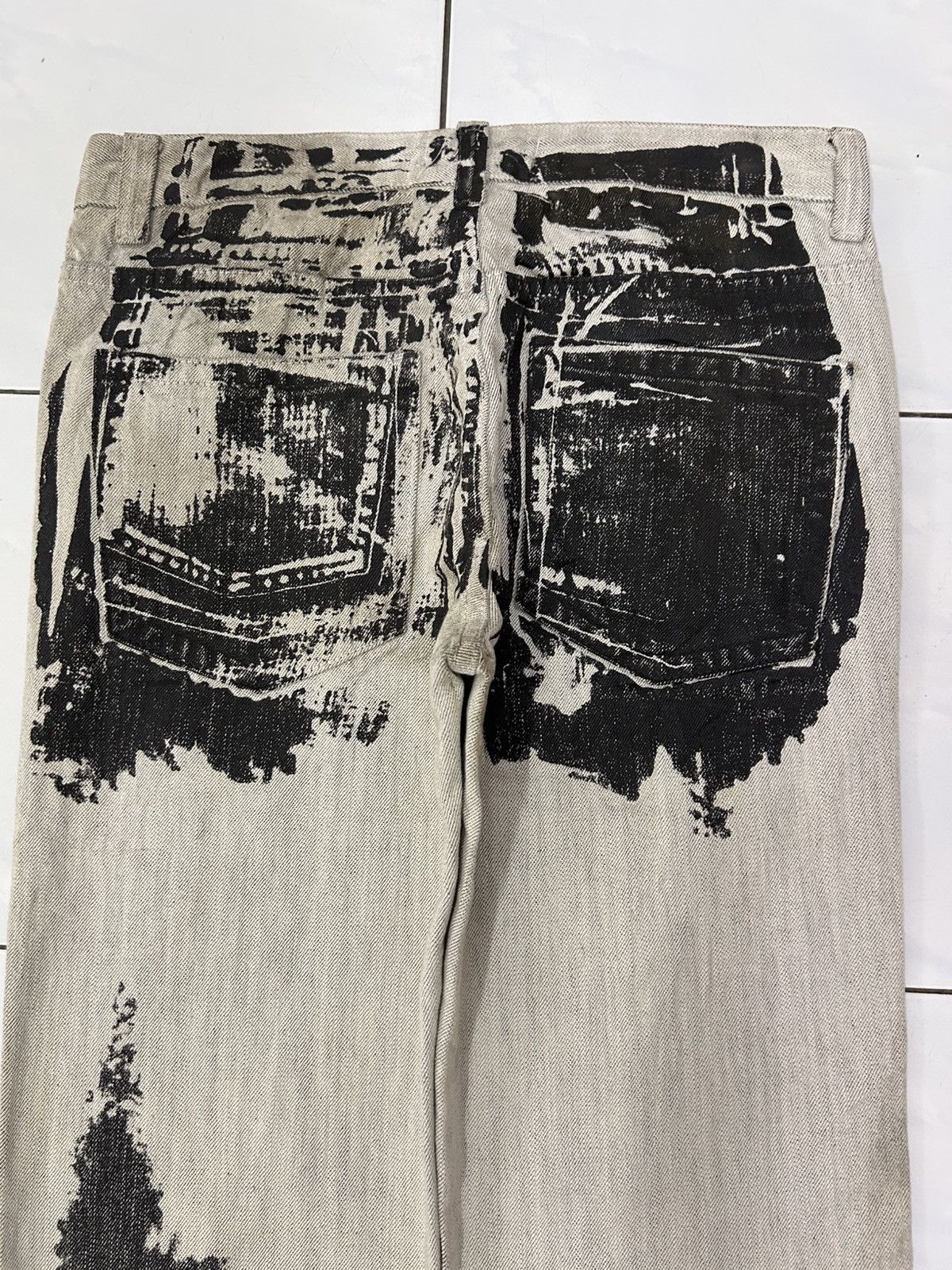 Japanese Brand × Vintage Vintage Japanese Grunge Graffiti Wash Distressed Jeans Size US 34 / EU 50 - 17 Thumbnail