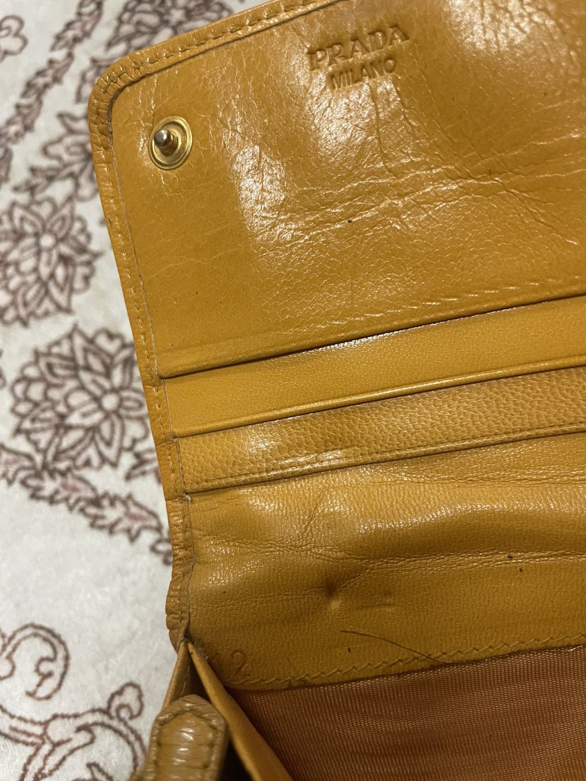 Prada Authentic Luxury Prada Purse Size ONE SIZE - 5 Thumbnail