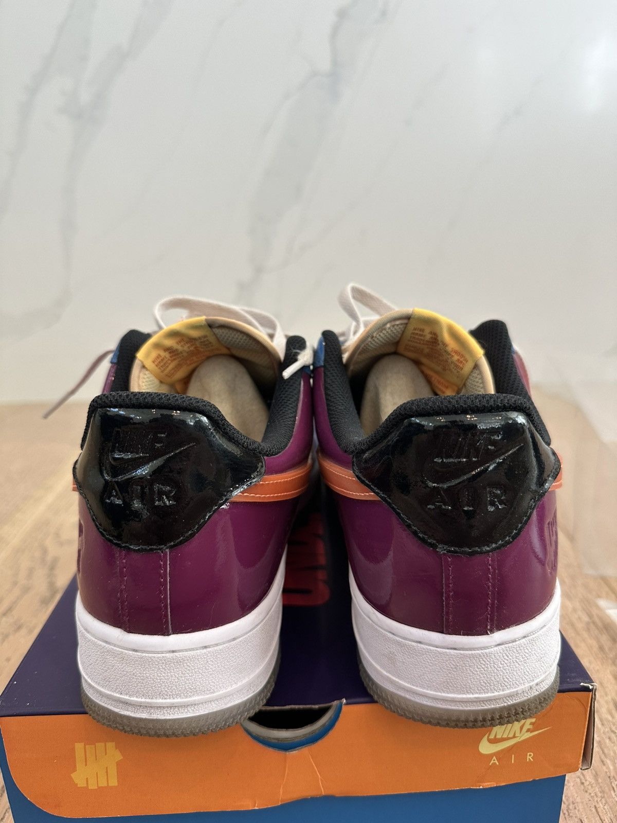 Nike × Undefeated Nike Air Force 1 Low Undefeated Multi-Patent Total Orange Size US 10 / EU 43 - 3 Thumbnail