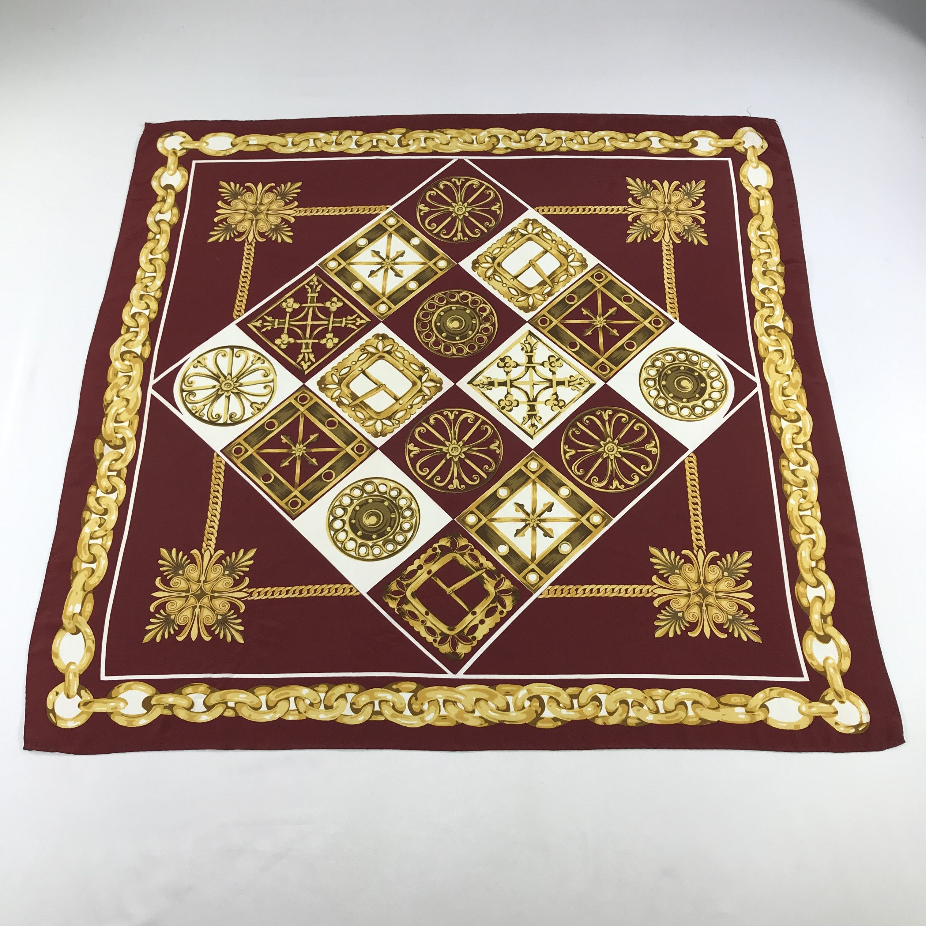 Vintage Vintage Made in France Luxury Gold Chains Silk Scarf M191 Size ONE SIZE - 2 Thumbnail