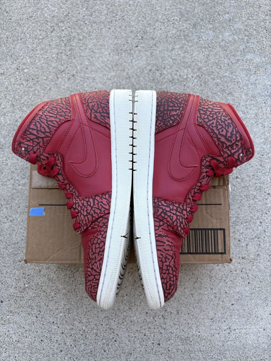 Jordan Brand Jordan 1 Retro High “Red Elephant Print” Men’s Size 9 Size US 9 / EU 42 - 7 Thumbnail