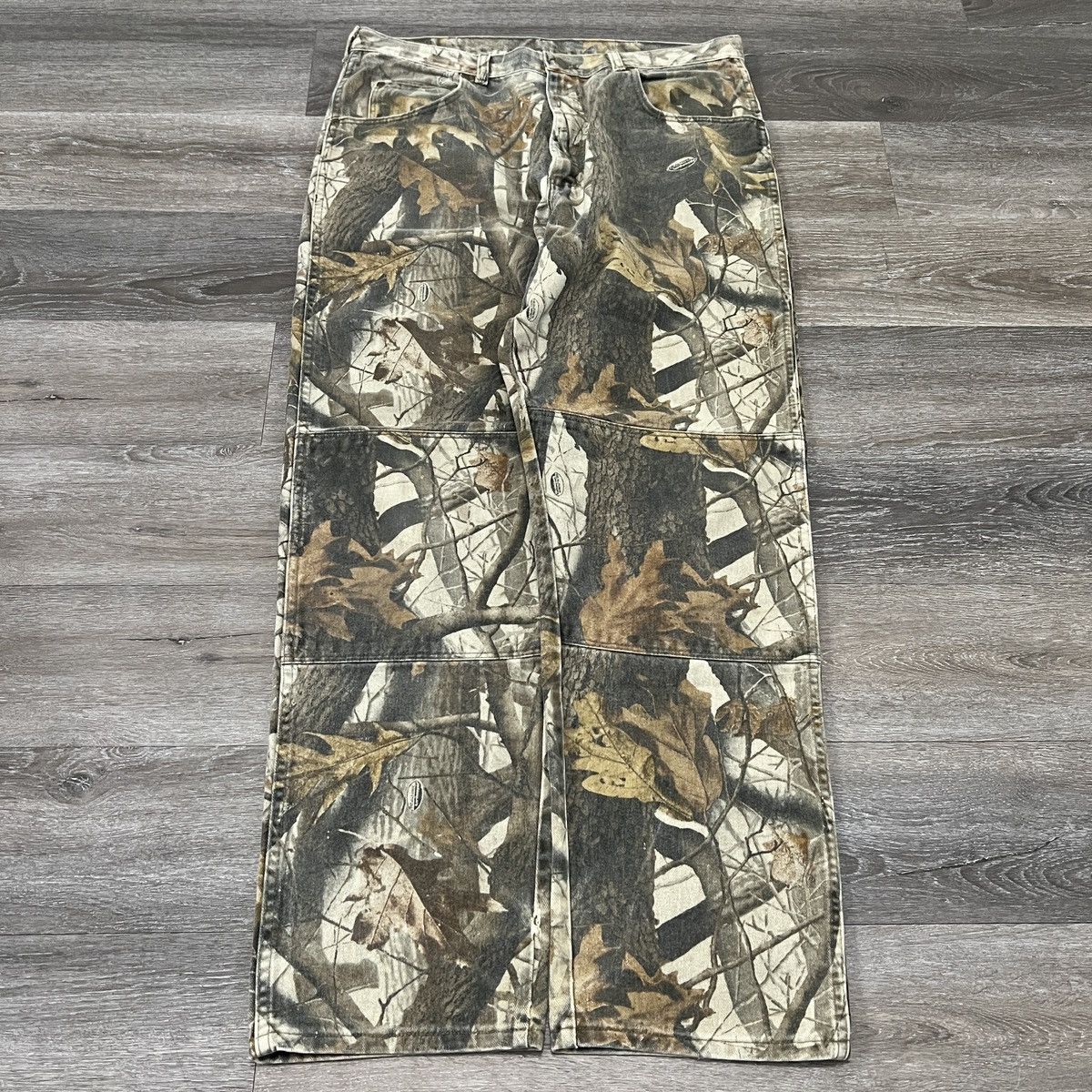 image of Carhartt x Realtree Crazy Vintage Y2K Faded Realtree Camo Wrangler Double Knee, Men's (Size 38)