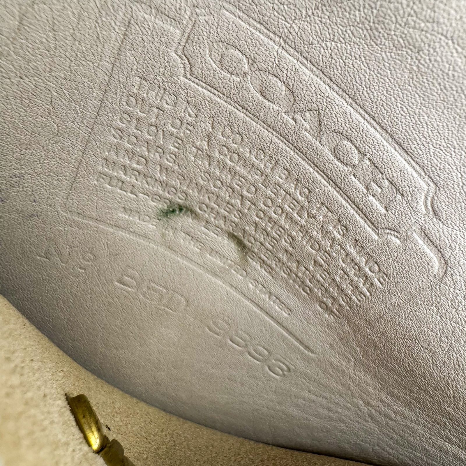 Coach 🥛 COACH 9993 White/Cream Leather Mini Turnlock Crossbody Size ONE SIZE - 11 Thumbnail