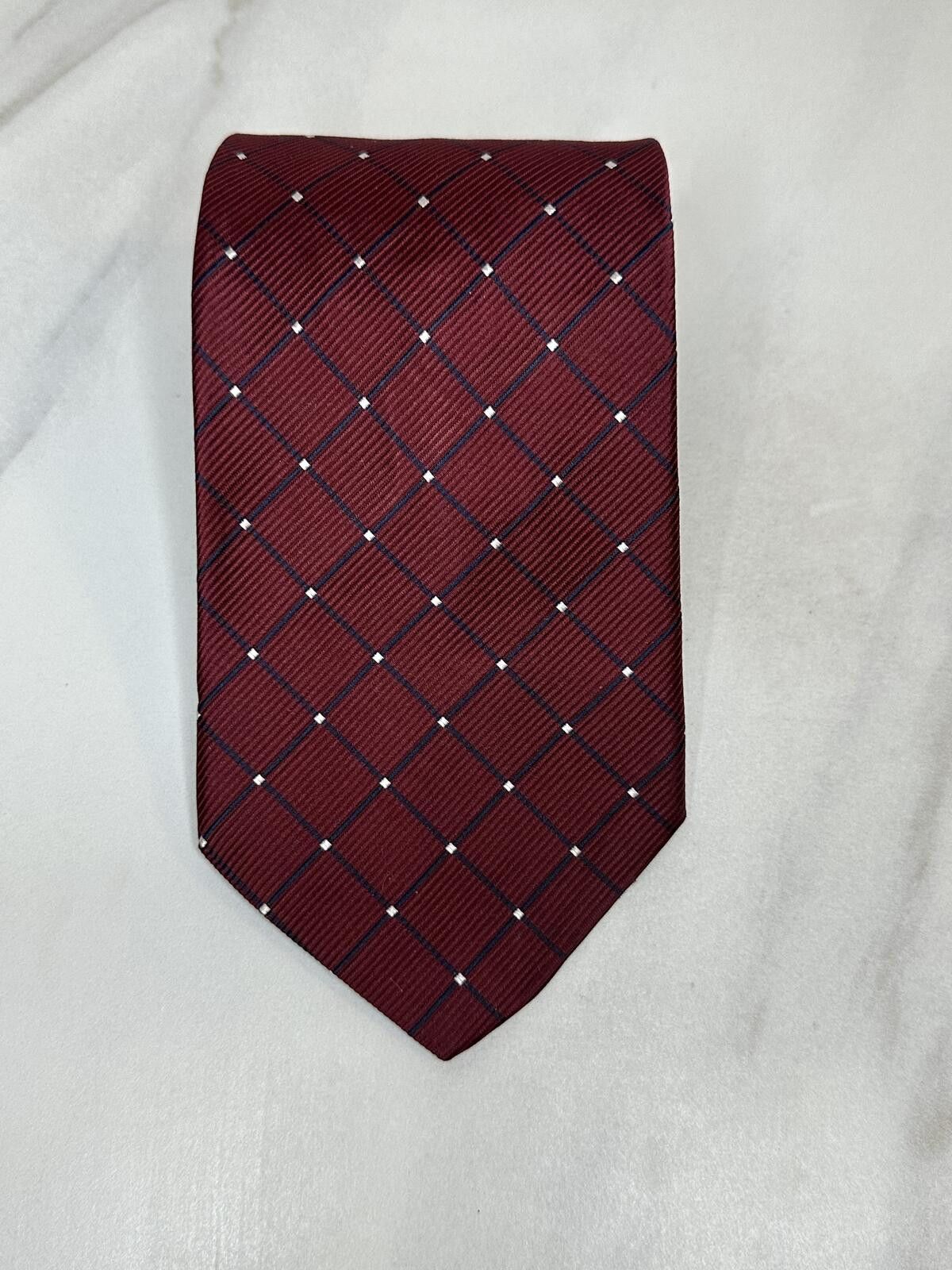 Tommy Hilfiger Vintage Tommy Hilfiger silk tie burgundy diamond pattern Size ONE SIZE - 1 Thumbnail