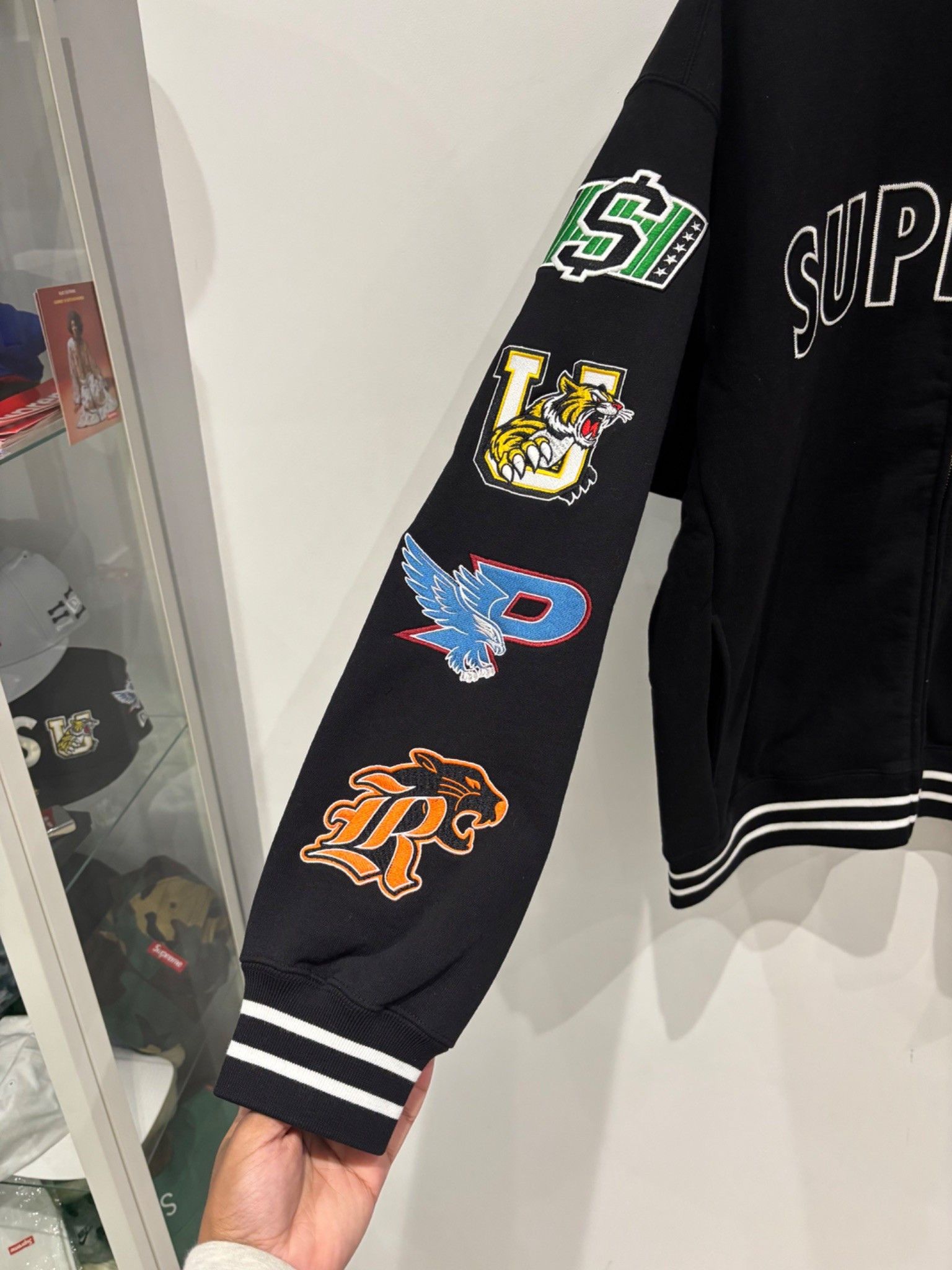 Supreme Supreme Mascots Zip Up Sweatshirt Black Size US M / EU 48-50 / 2 - 2 Thumbnail