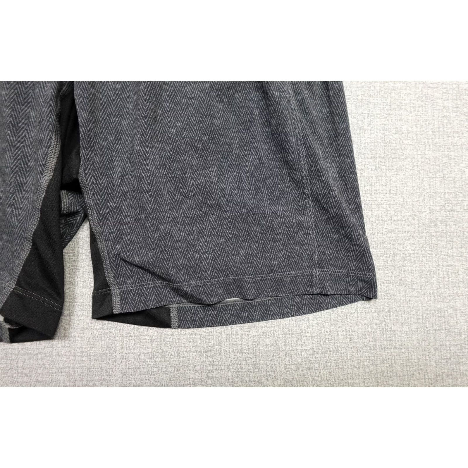 Lululemon Lululemon Gray Performance Stretch Running Athletic Comfort Short Mens M Size US 28 / EU 44 - 2 Thumbnail