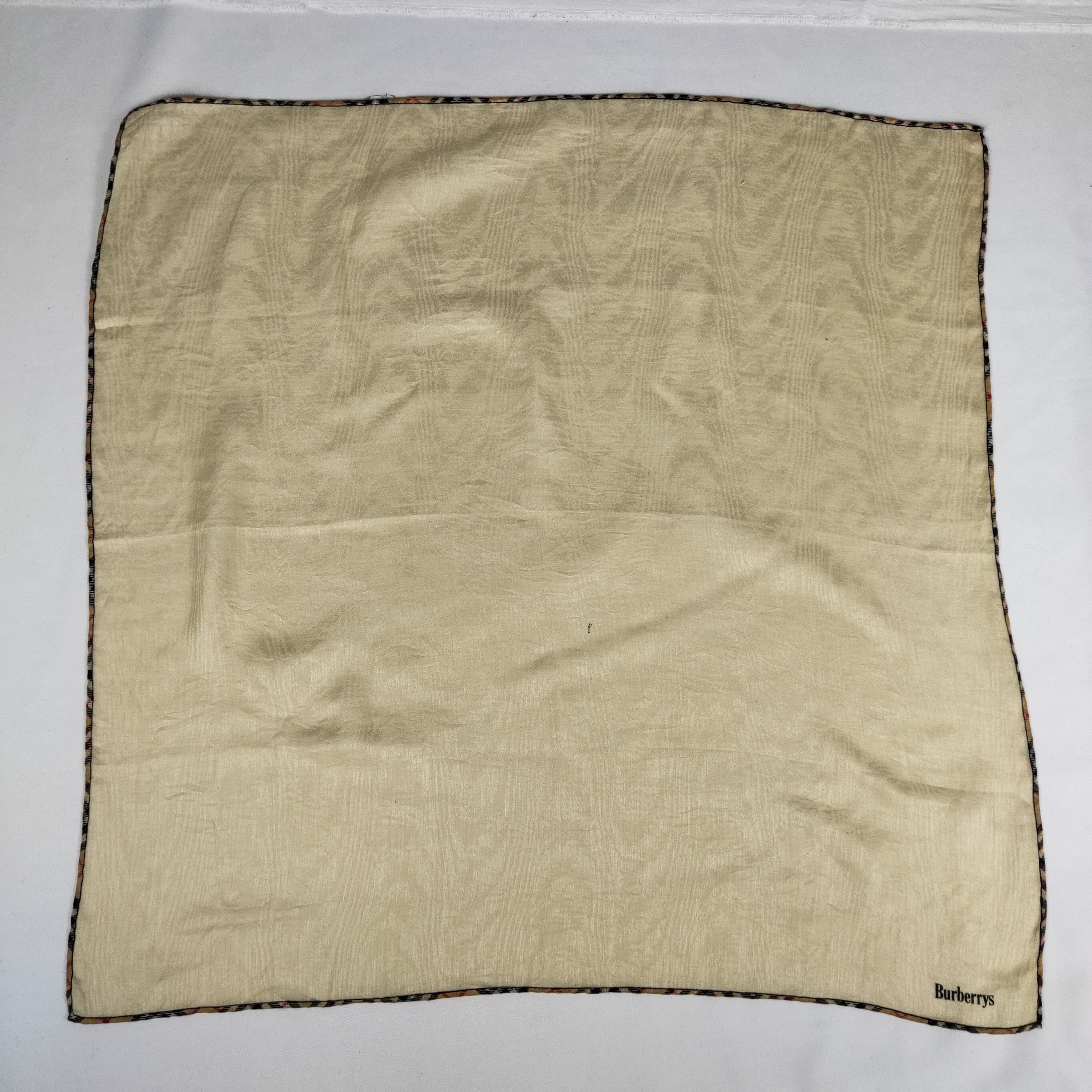 Burberry × Vintage Burberry Handkerchief / Bandana / Neckerchief FZ140 Size ONE SIZE - 3 Thumbnail