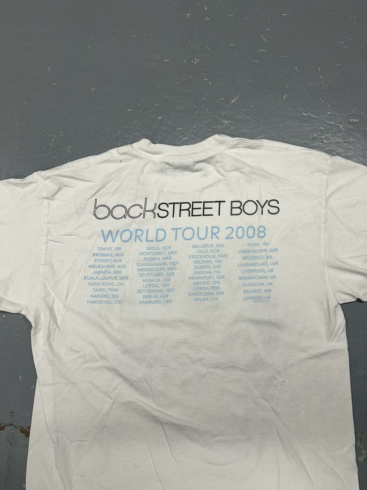Band Tees × Vintage Crazy Rare 2008 Essential White Backstreet Boys Tour T-Shirt Size US L / EU 52-54 / 3 - 4 Thumbnail